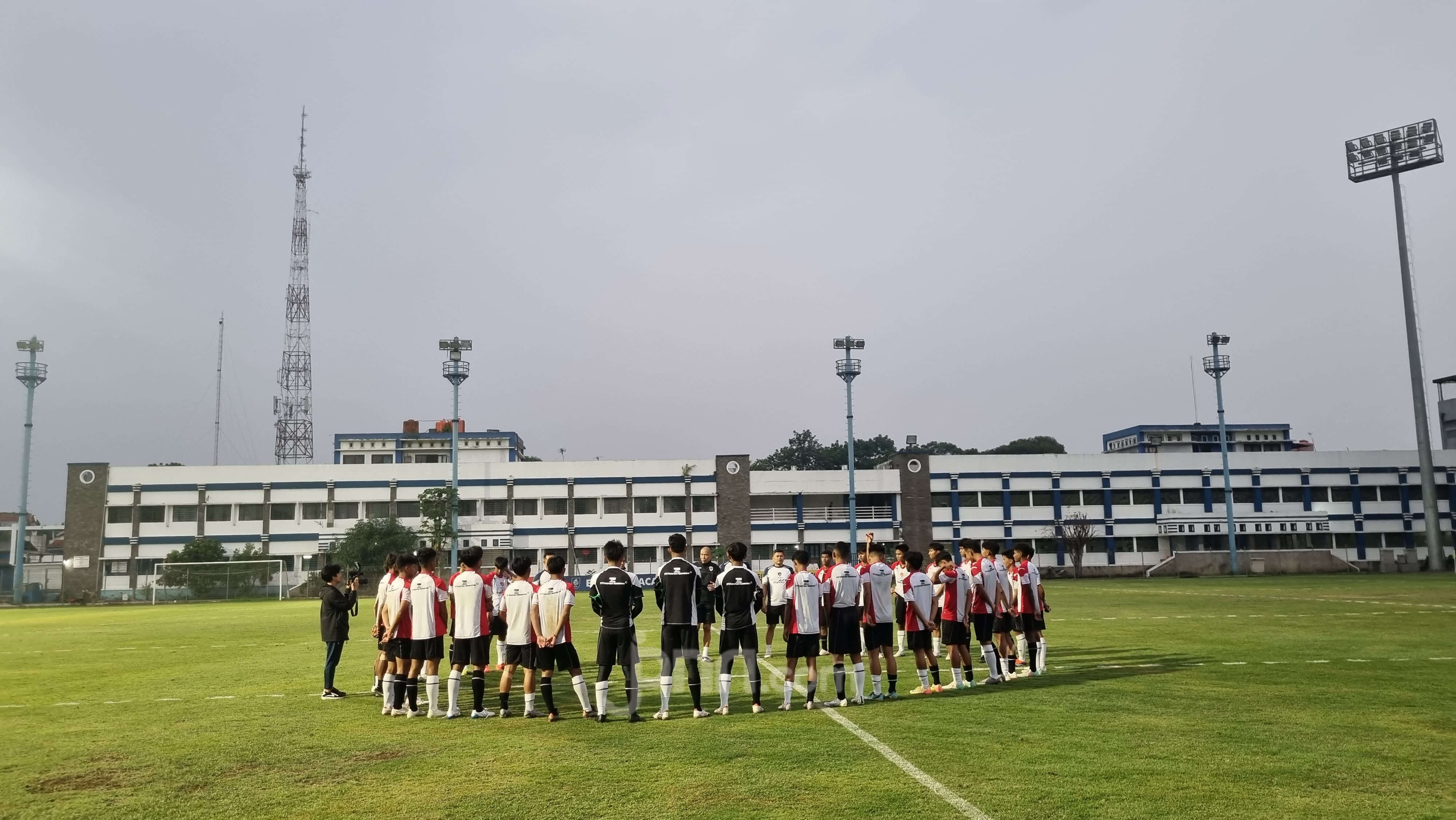 Gelar TC di Bandung, Nova Arianto Cukup Puas Komposisi Skuad Timnas Indonesia U-17