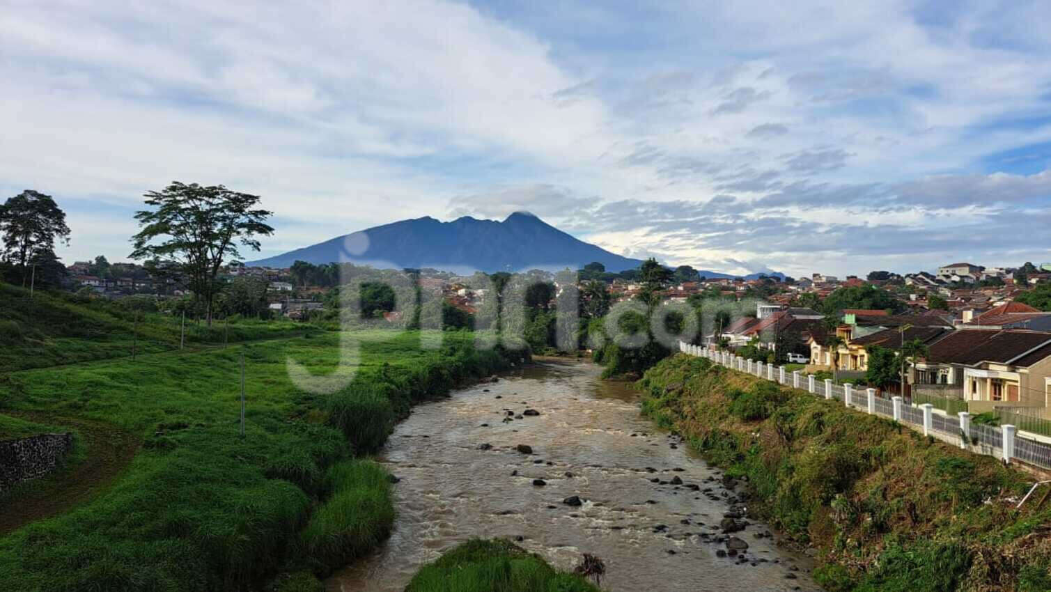 Alih Fungsi Bantaran Sungai Cimande Diduga Jadi Biang Kerok Banjir di Sumedang