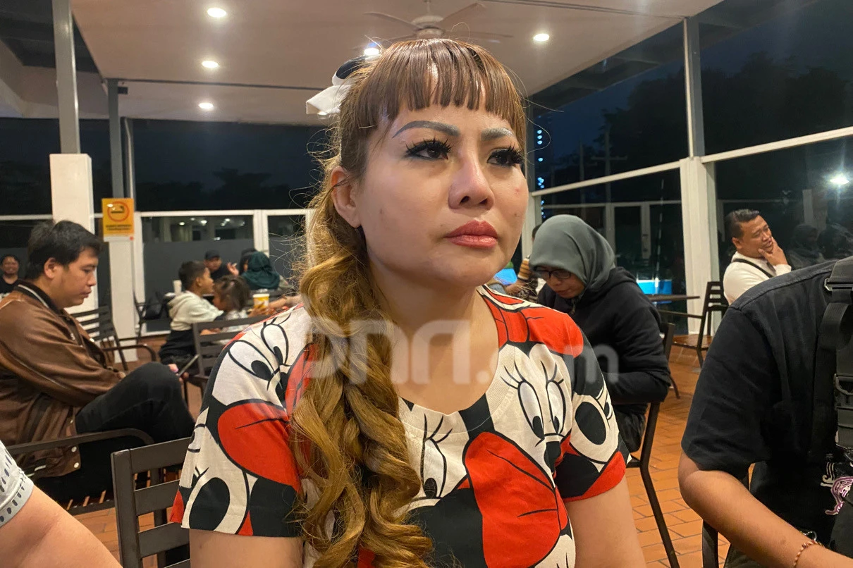 Tak Terima Gudangnya Disegel, Jan Hwa Diana Laporkan Pemkot Surabaya ke Ombudsman