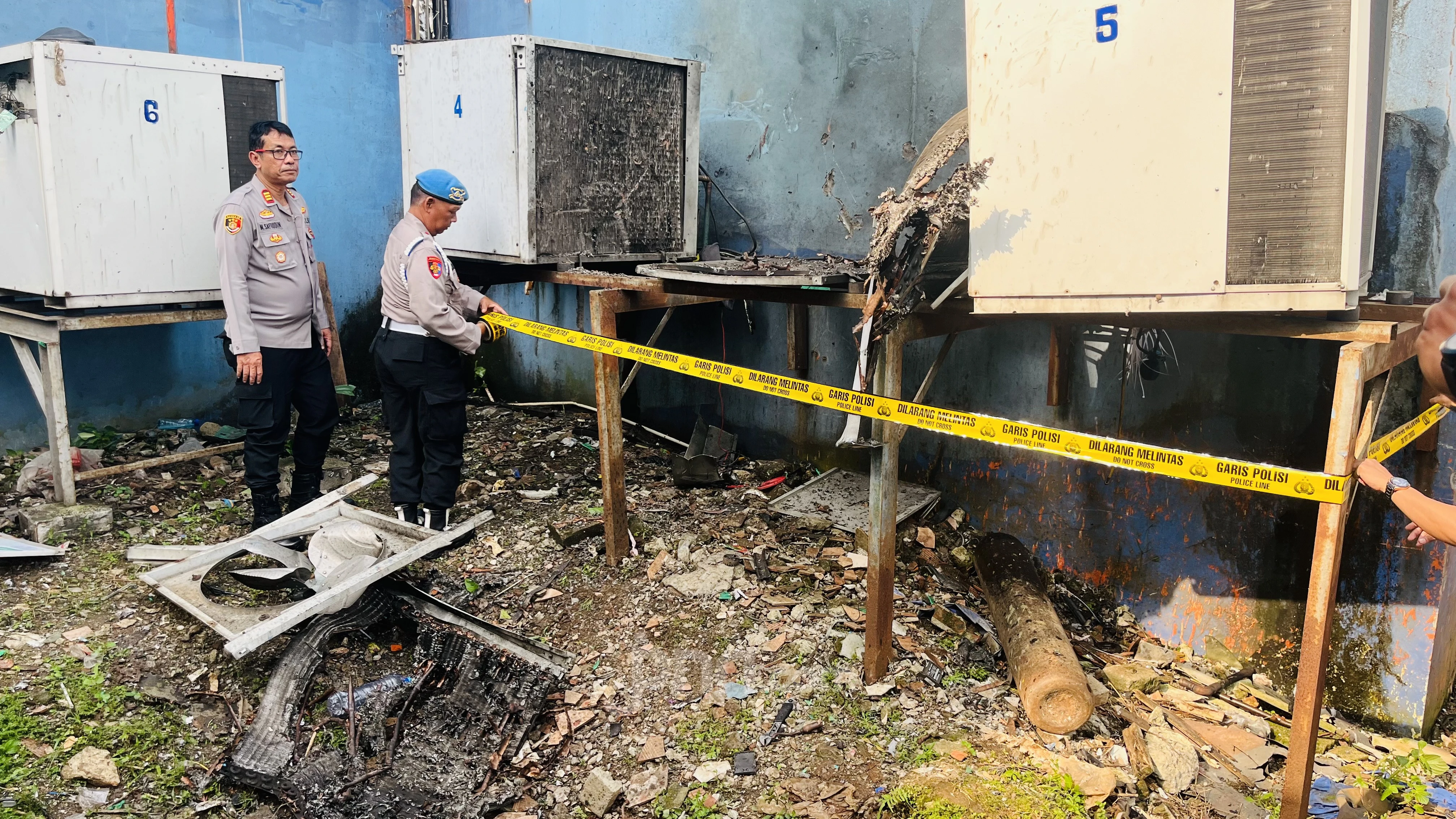 AC di Pusat Perbelanjaan Depok Meledak, Warga: Bunyinya Seperti Bom!