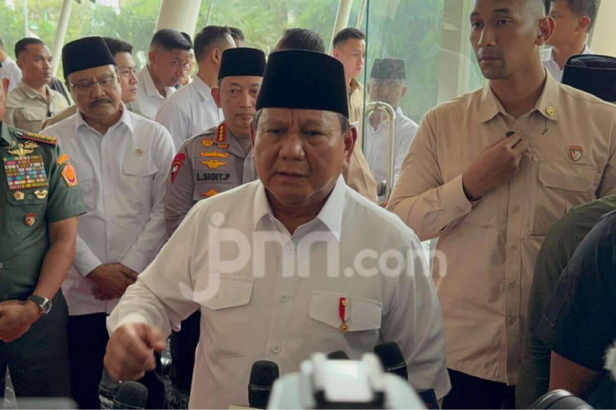 Banyak Pengamat Nyinyir Soal 100 Hari Kerja, Prabowo Balas dengan Kalimat Menohok