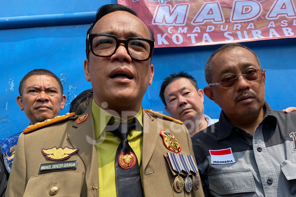 Sidak Perusahaan Tahan Ijazah, Wamenaker Bilang Banyak yang Ditutupi