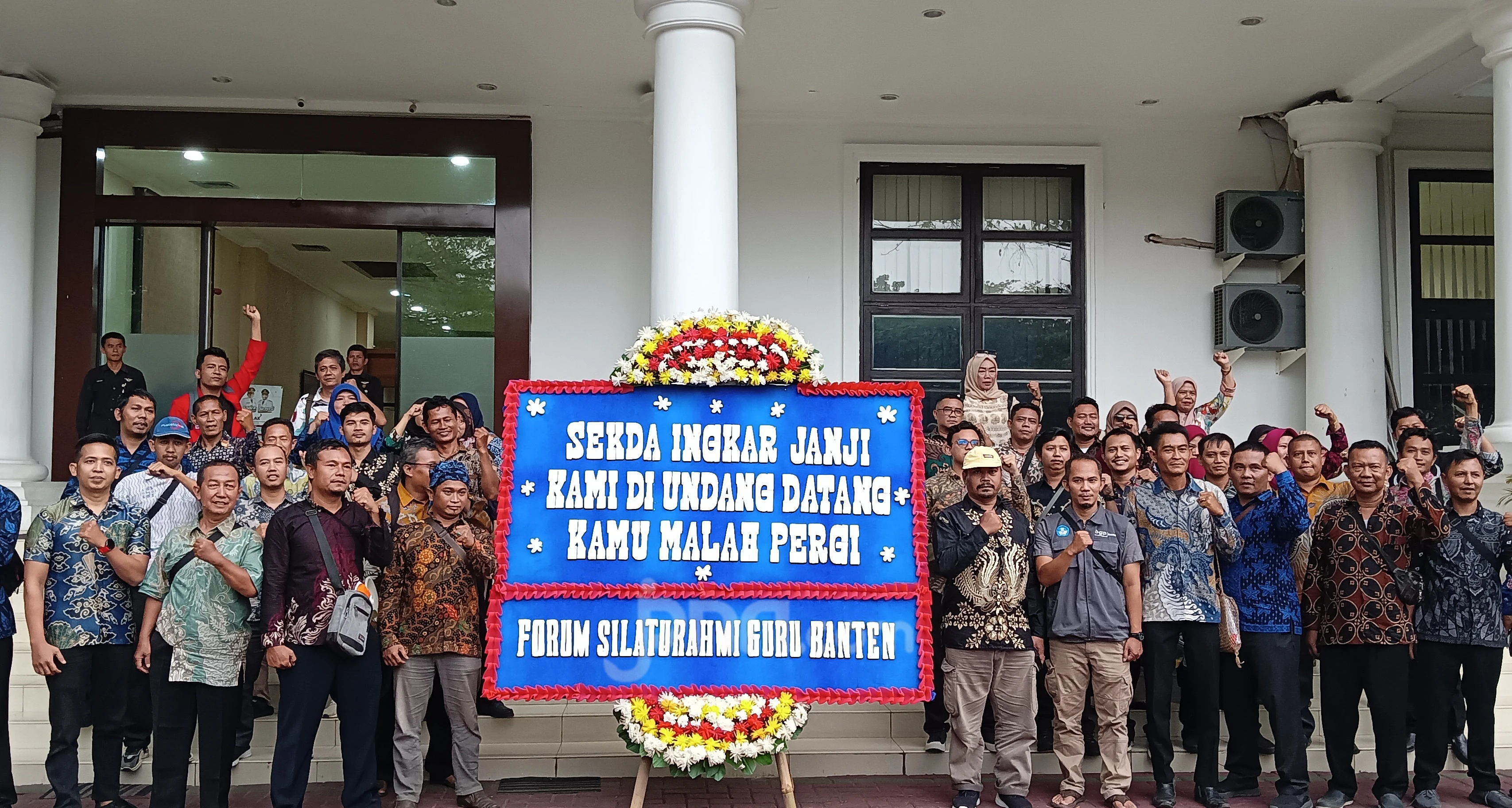 Forum Guru Sebut Sekda Provinsi Banten Ingkar Janji