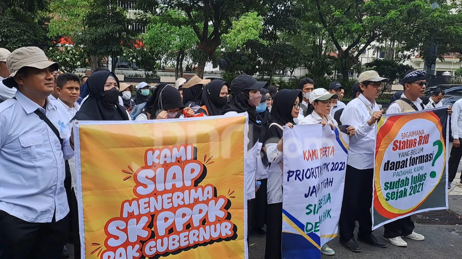 Nasib Guru Swasta Lulus PPPK 2021 Belum Jelas, Ada yang jadi Karyawan Rumah Makan