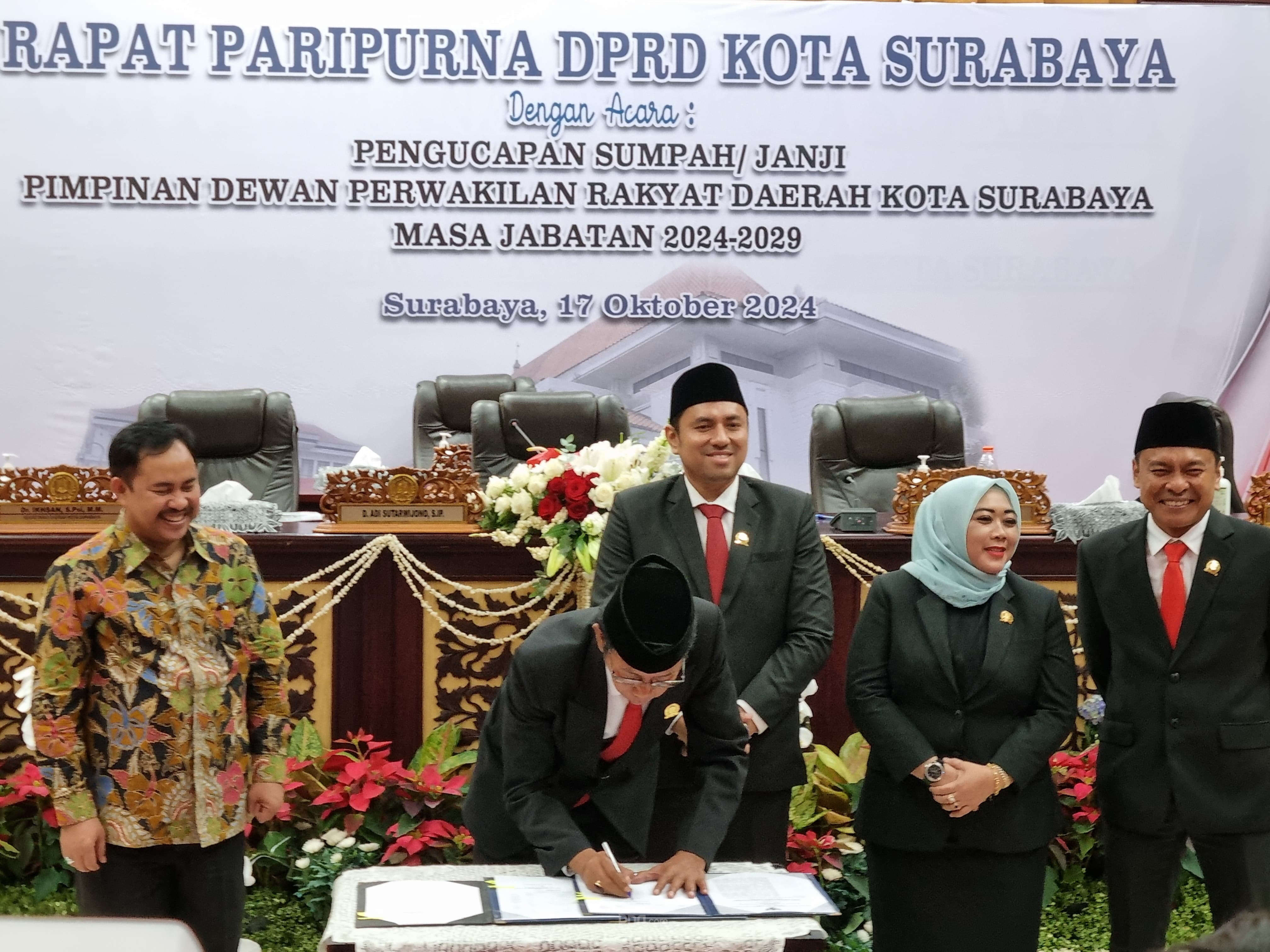 Alat Kelengkapan DPRD Suranaya 2024-2029 Resmi Dibentuk, Begini Susunanya