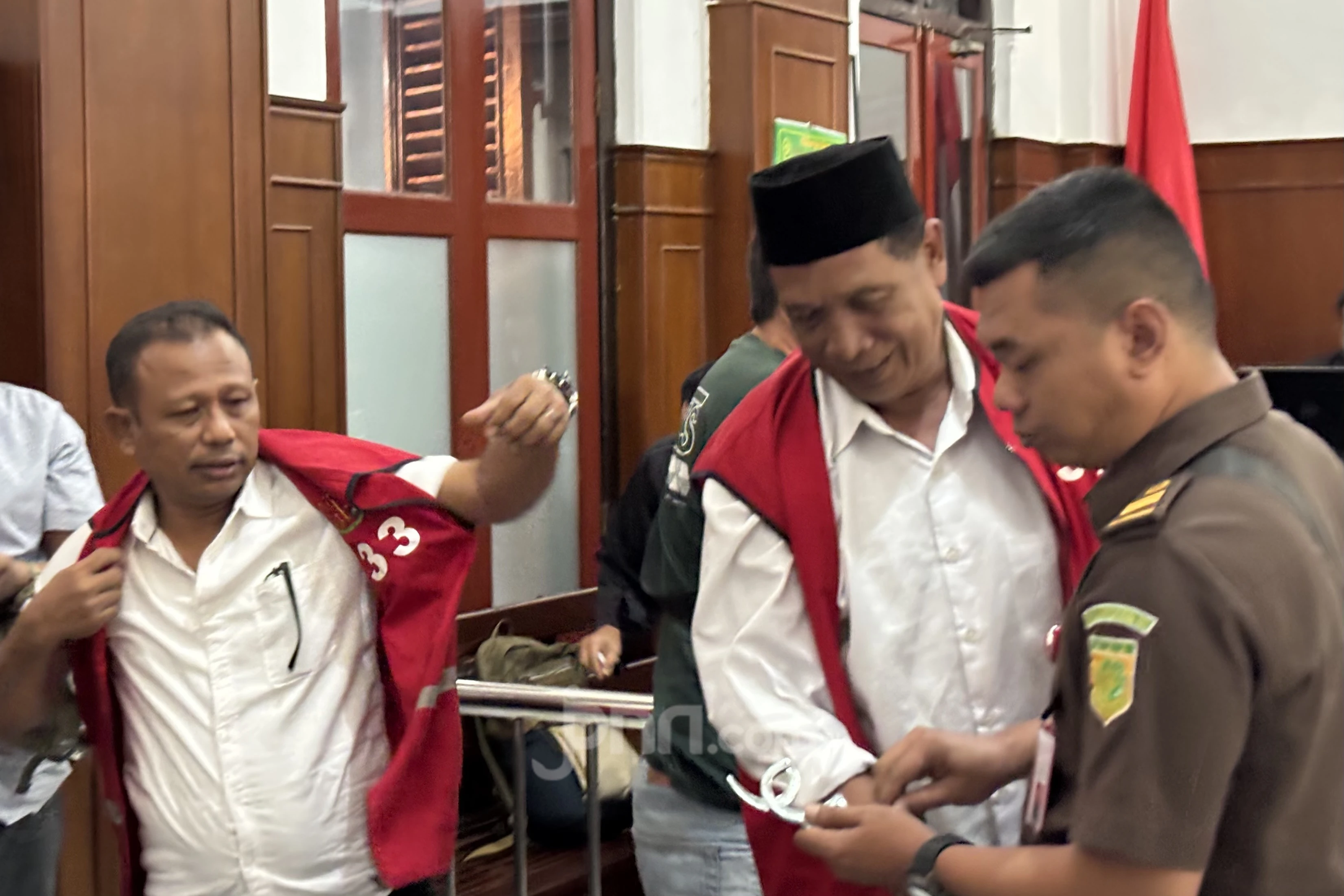 Dua Eksekutor Pengusiran Nenek Elina Divonis 1 Tahun Penjara