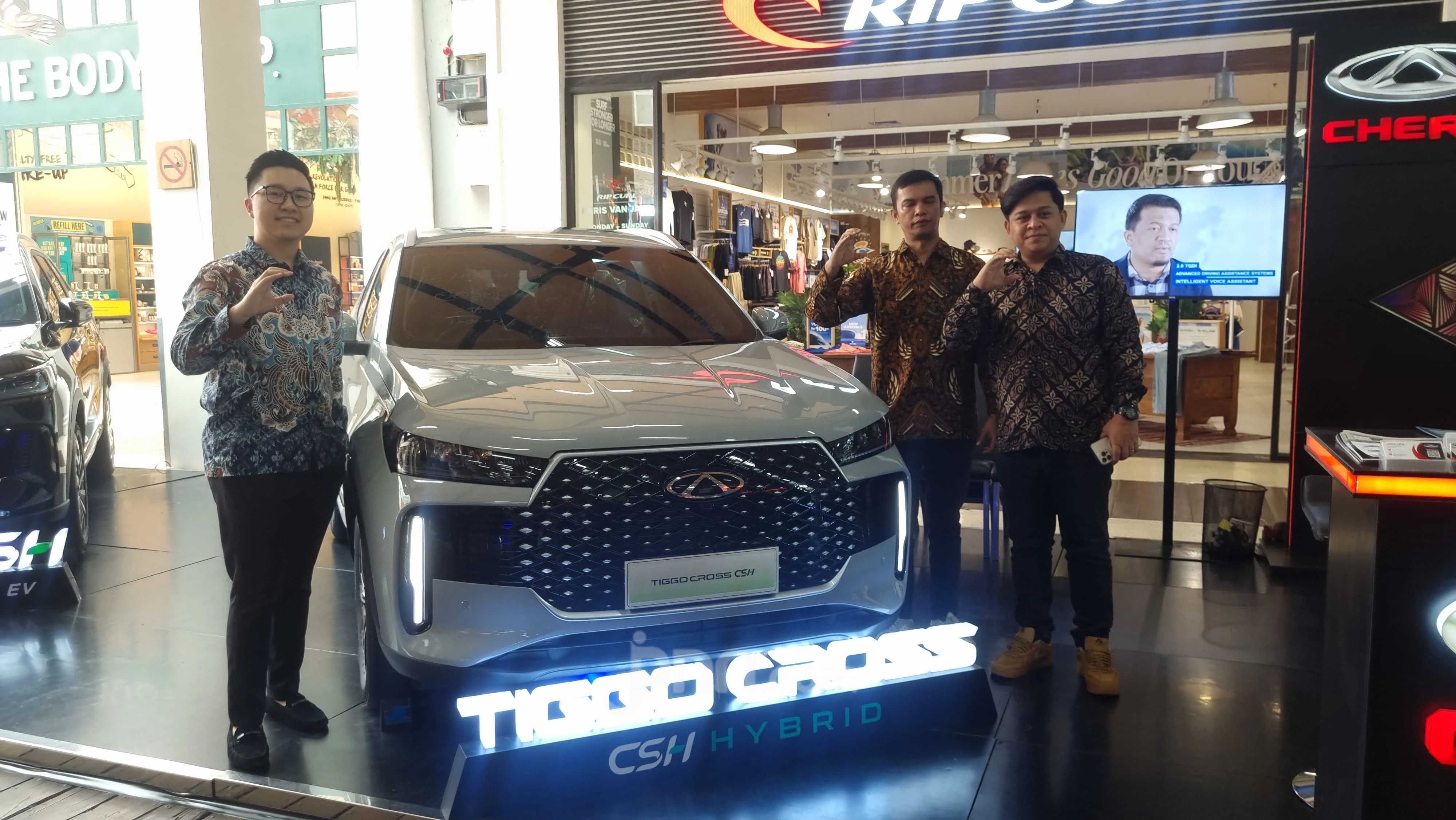Irit Bahan Bakar, Chery Tiggo Cross CSH Hybrid & Sport Dibanderol Rp300 Jutaan