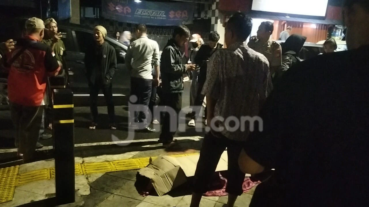 Seorang Pria Tewas Tenggelam di Kali Taman SeCawan Depok