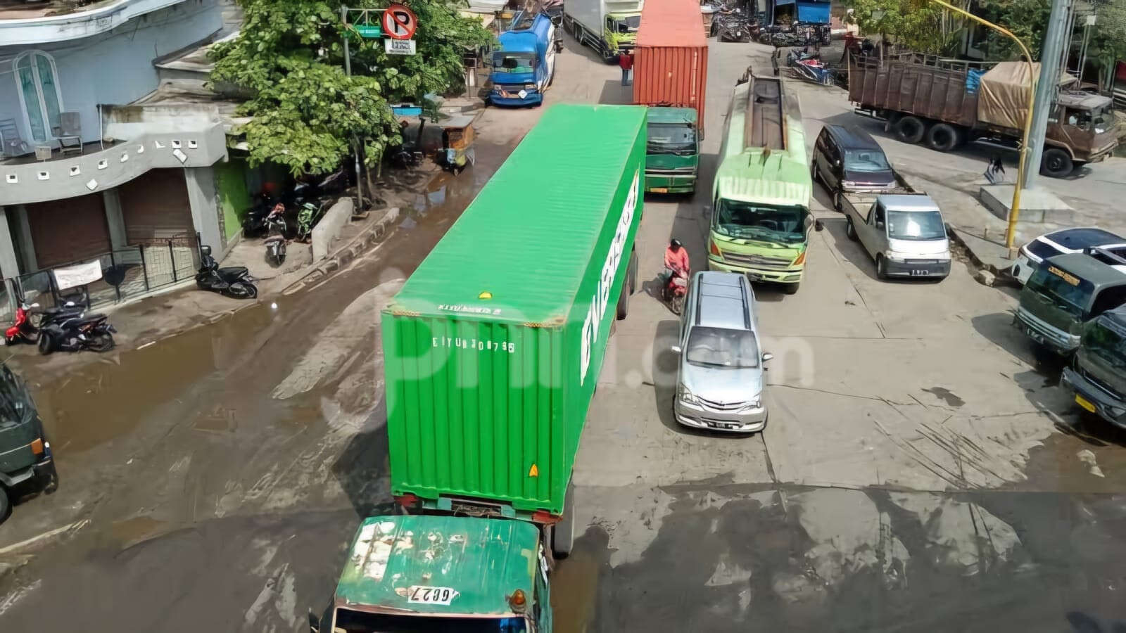 Mudik Lebaran 2025, Truk Barang Dilarang Melintas 16 Hari di Tol & Jalur Jateng