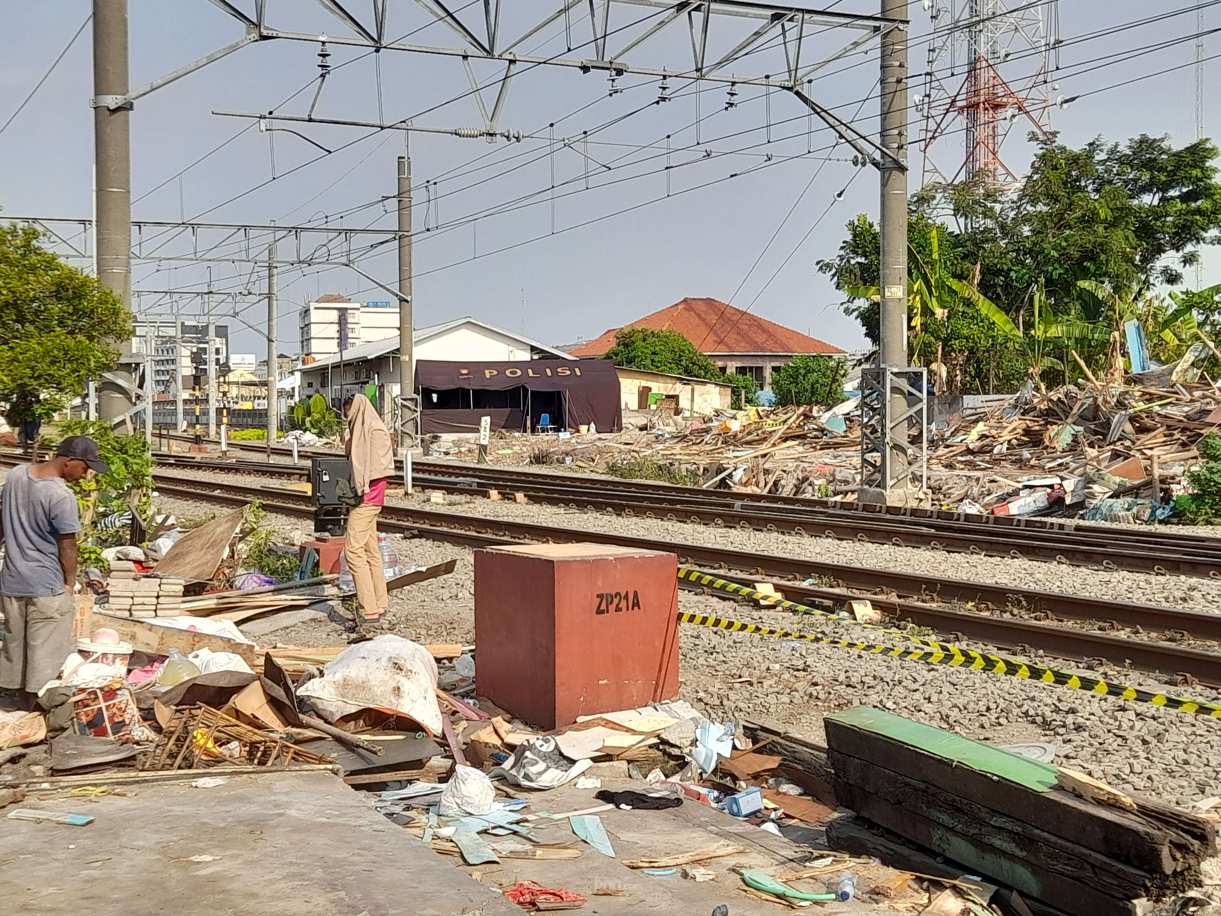 Ratusan Warga Bong Suwung Tergusur dari Rumah Mereka