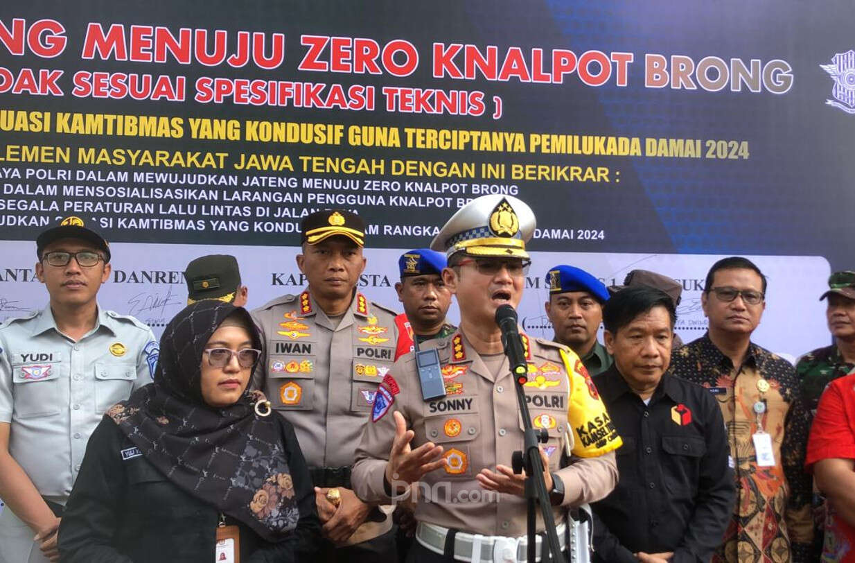 Polda Jateng Gelar Deklarasi Menuju Zero Knalpot Brong di CFD Solo