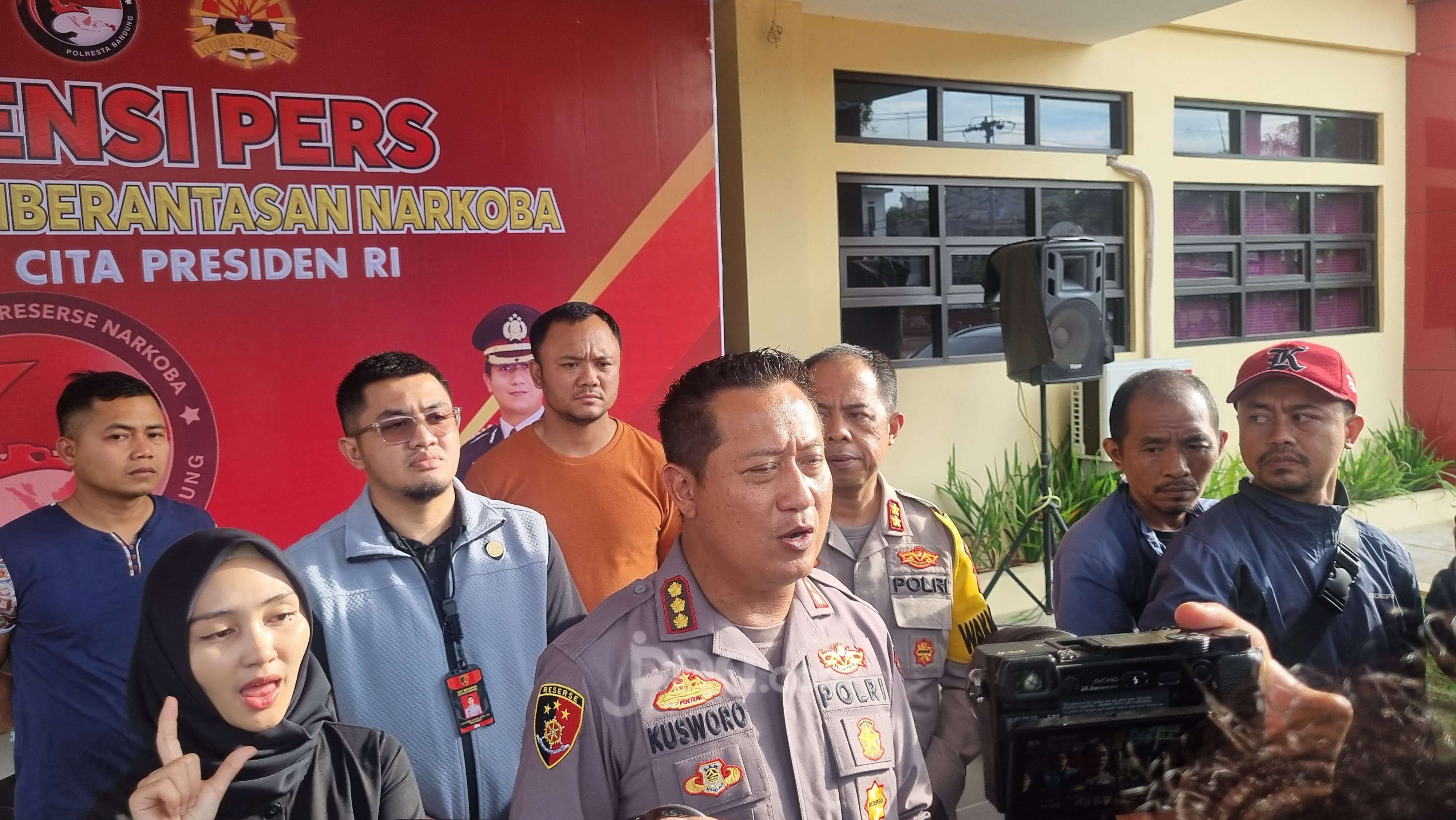 Polisi Tangkap Jeri Hendri Yansyah, Risal Nurdiana, dan Wahyu dalam Kasus Bullying Makan Daging Musang