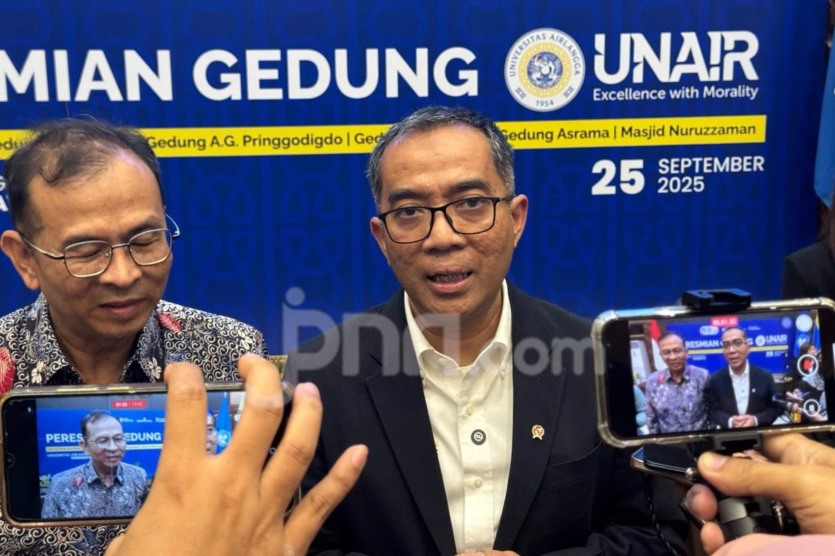Polisi Sita Buku dari Tersangka Kerusuhan Demo, Mendikti Saintek Angkat Bicara