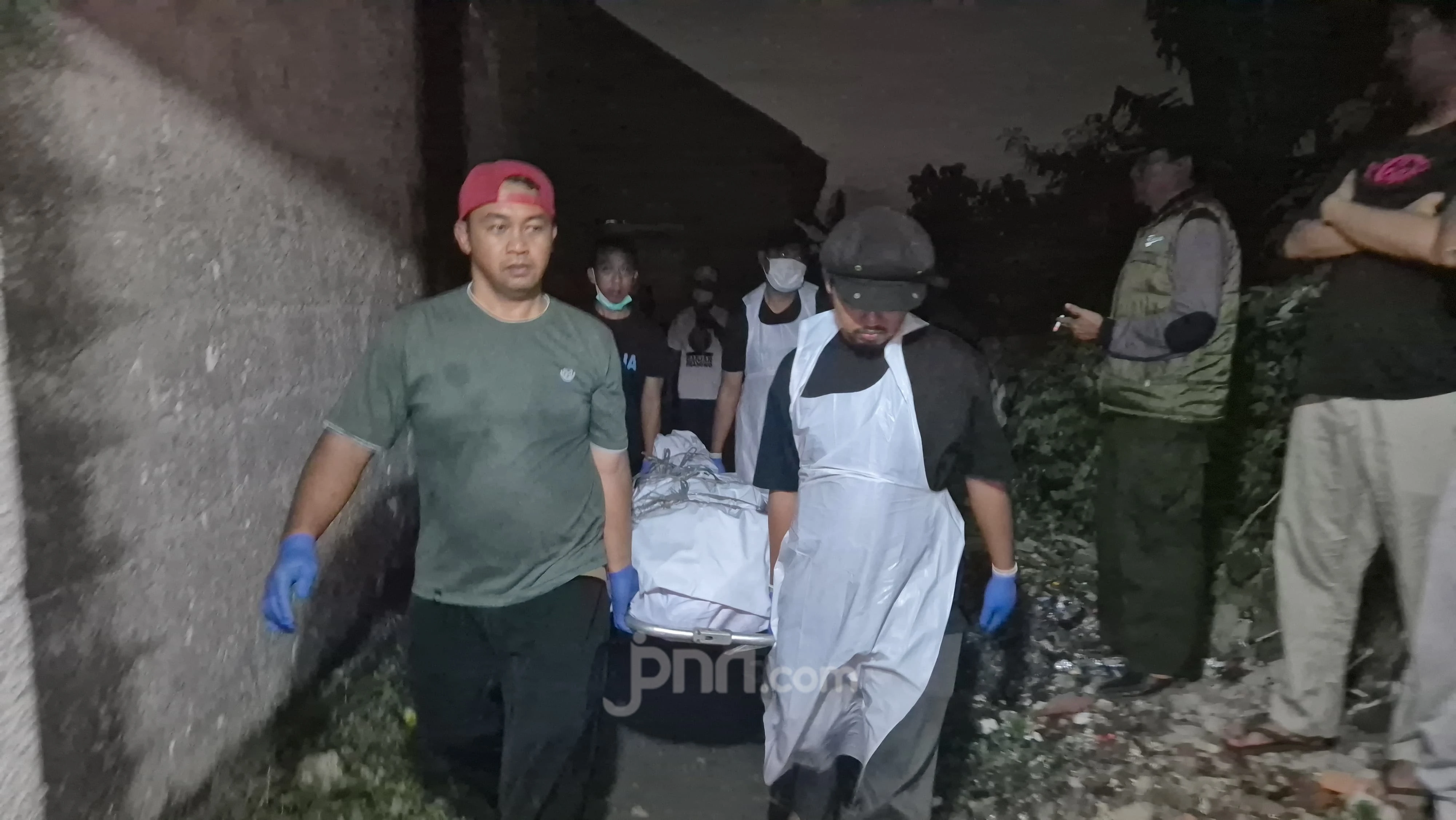 Keluarga Temukan Sederet Kejanggalan Dalam Kasus Lansia Meninggal di Kamar Mandi