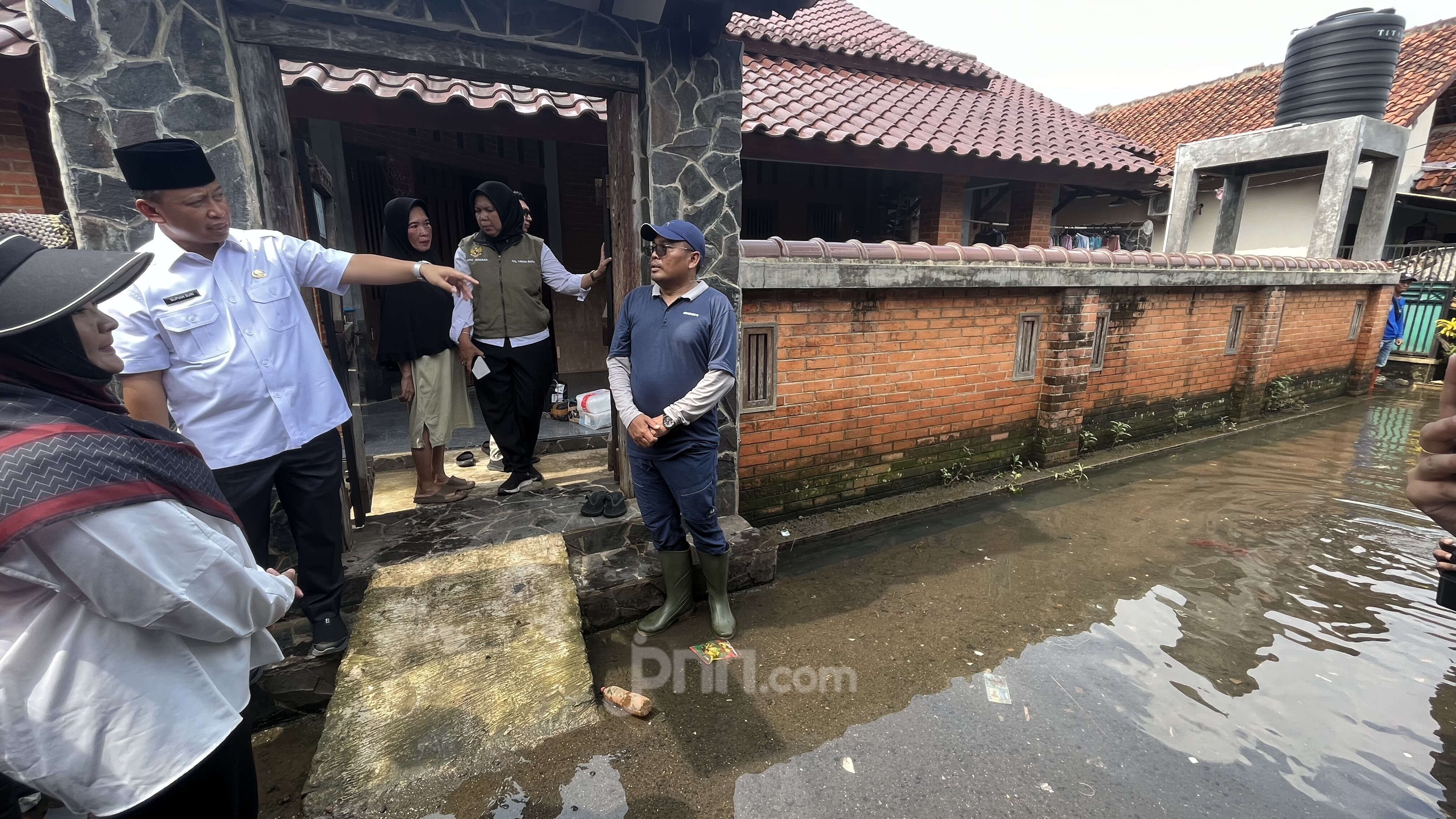 Supian Suri Turun Gunung Cari Penyebab Banjir Kota Depok