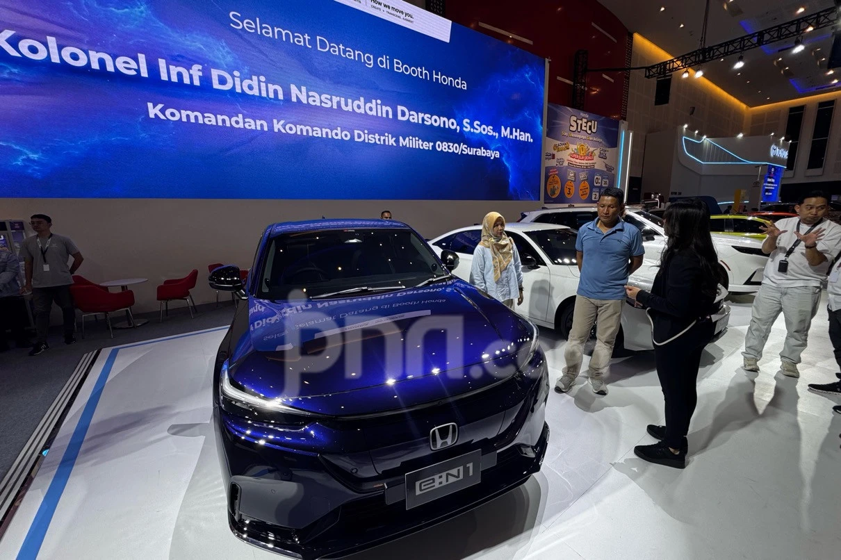 Intip Masa Depan Otomotif di IIMS Surabaya, Kolonel Didin Tertarik Mobil Hybrid