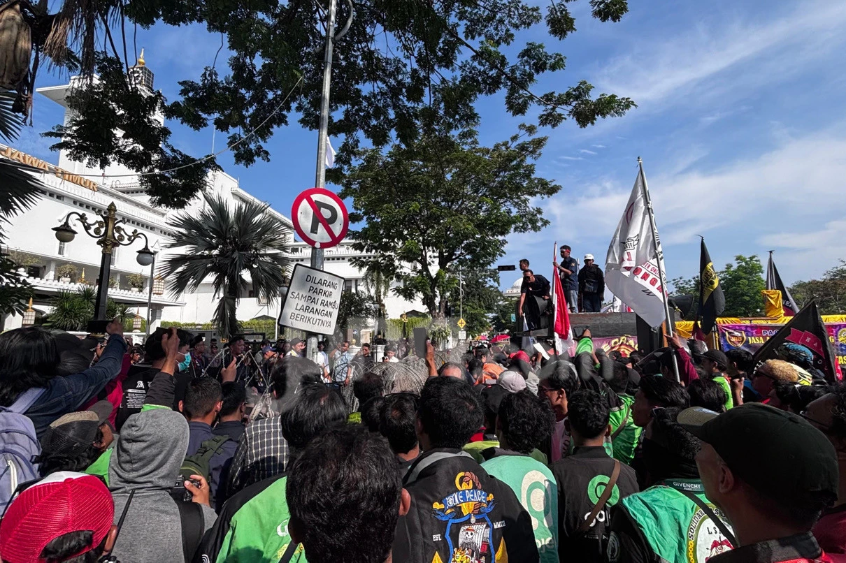 Dishub Jatim Tak Menampik Aplikator Langgar SK Gubernur, Akui Kesulitan Beri Sanksi
