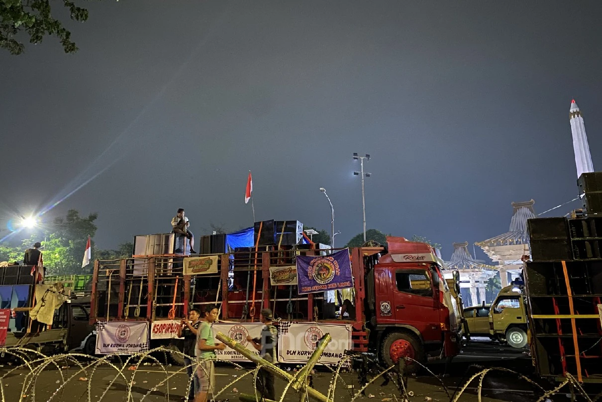 Massa Demo Truk ODOL Membubarkan Diri Setelah Polisi Berkomitmen Tak Lakukan Pungli