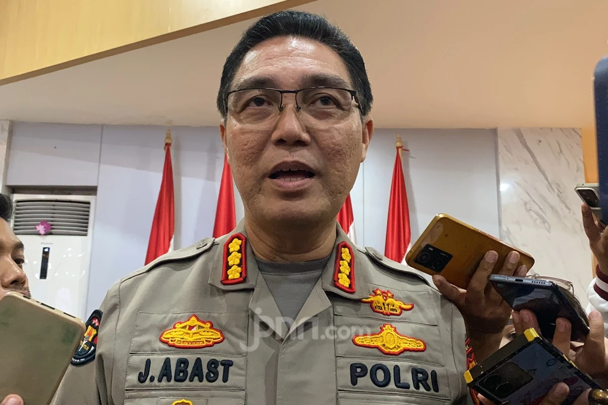 Polda Jatim Kumpulkan Bukti Kasus Penahanan Ijazah yang Dilakukan Jan Hwa Diana