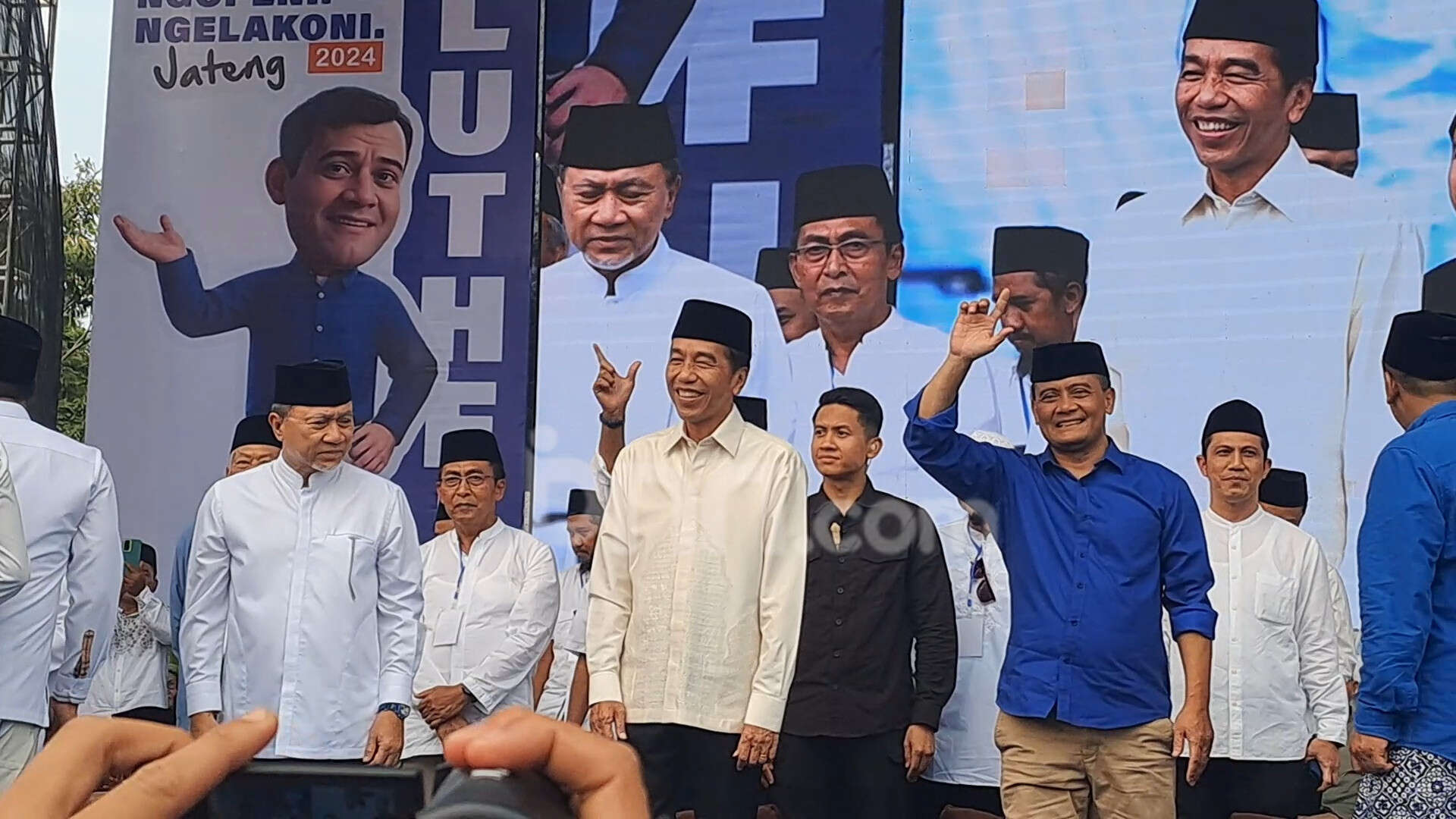 Hadiri Kampanye Luthfi-Yasin di Simpang Lima Semarang, Jokowi: Optimistis