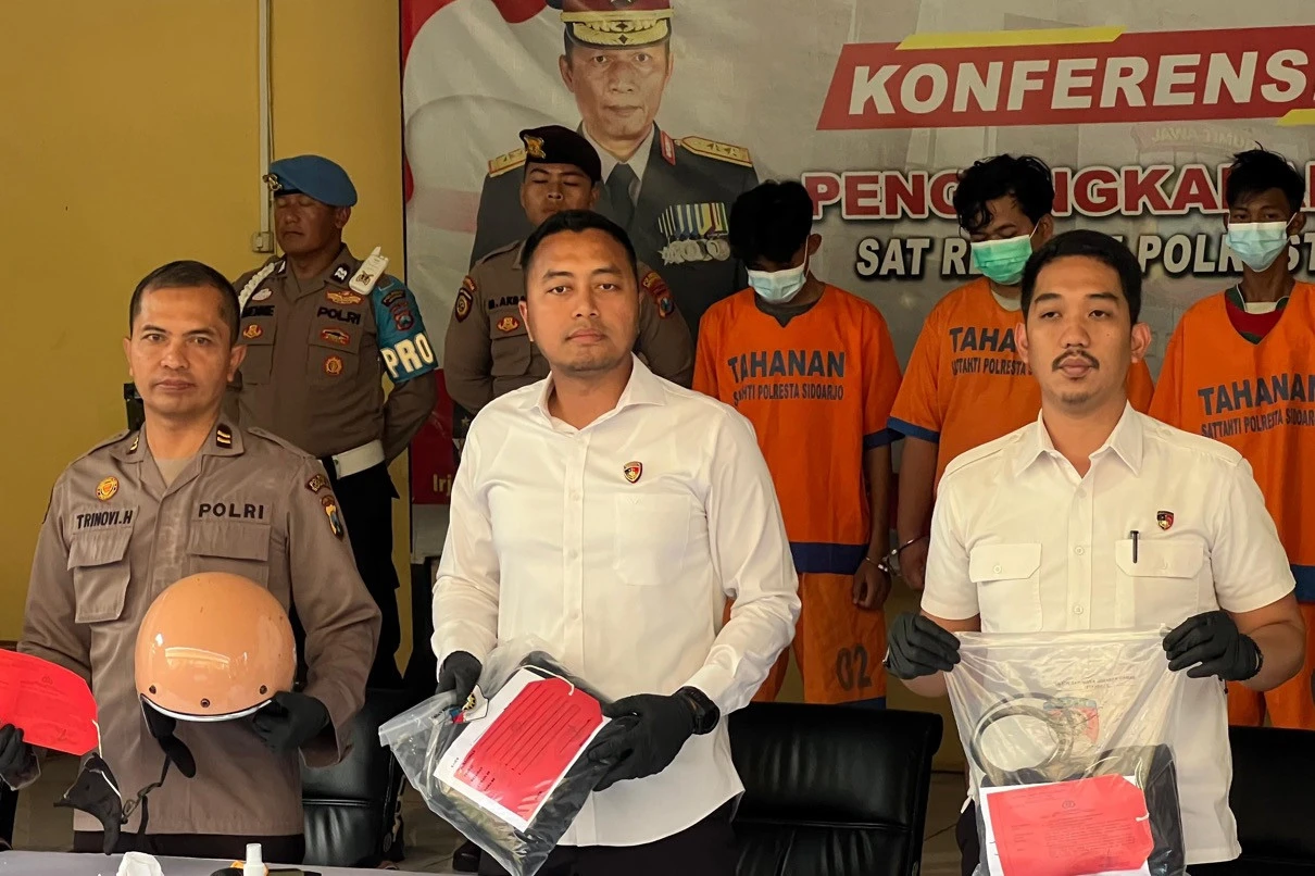 Gegara Diteriaki Gangster, Remaja 16 Tahun di Sidoarjo Babak Belur Dikeroyok 7 Pemuda