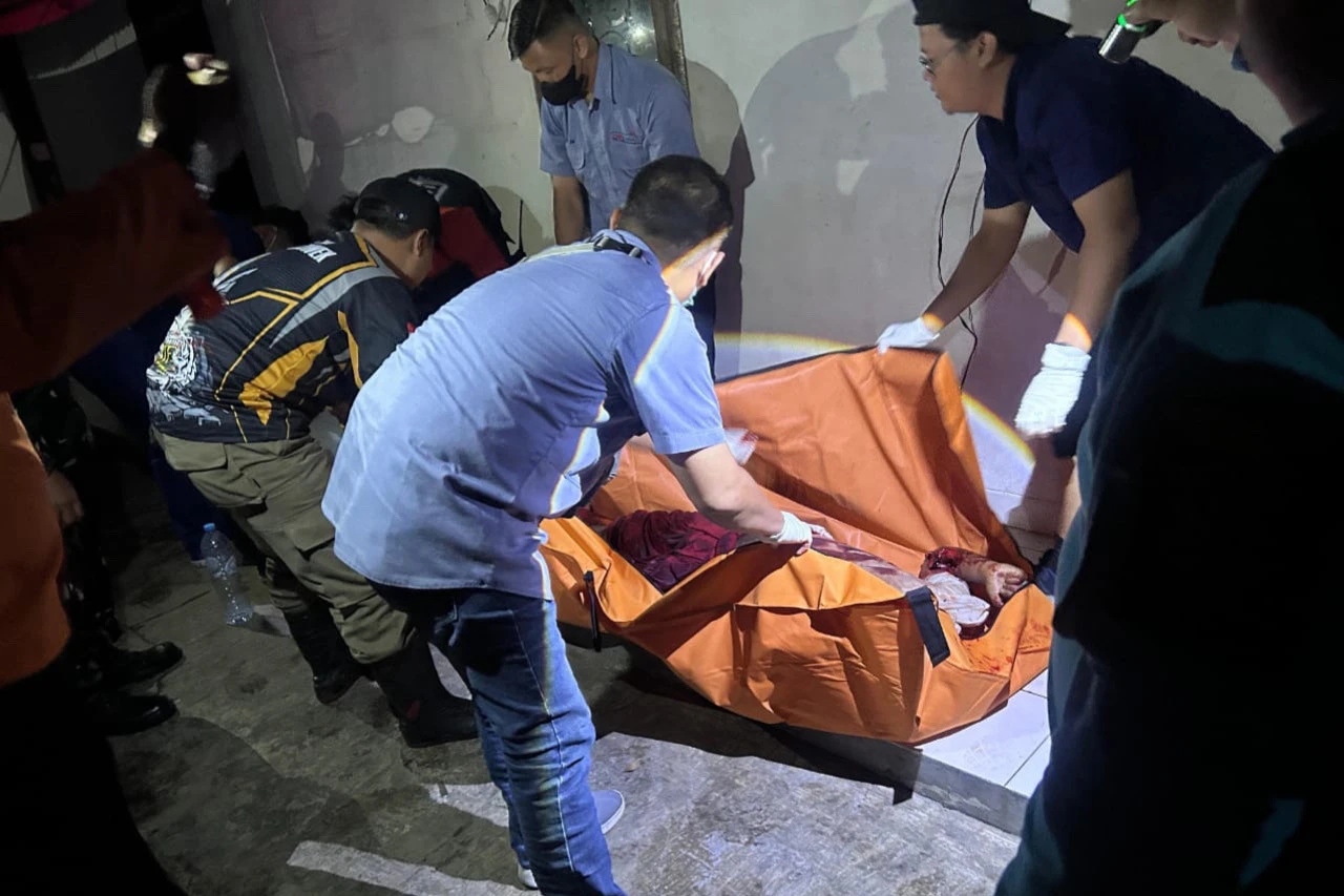 Pria Kedinding Surabaya Tewas Bersimbah Darah, Diduga Jadi Korban Pembacokan