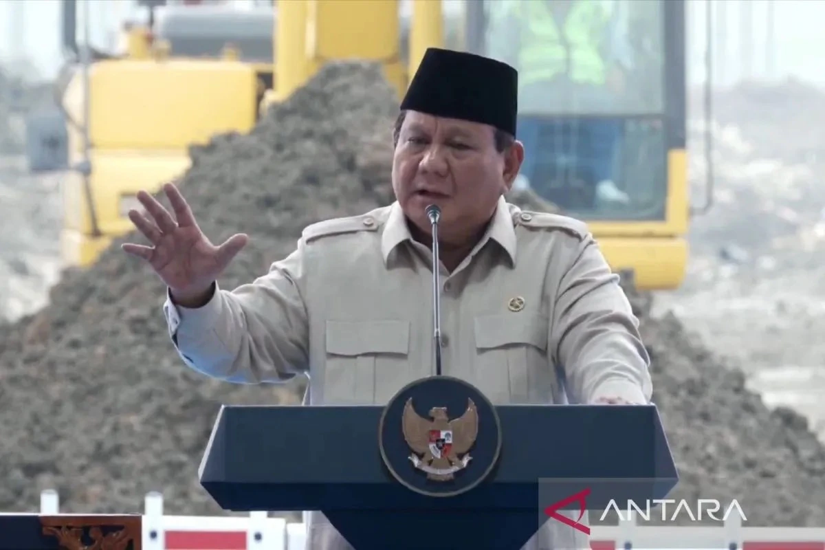 Ingatkan Para Menteri, Presiden Prabowo: Yang Tidak Cepat Ditinggal di Pinggir Jalan