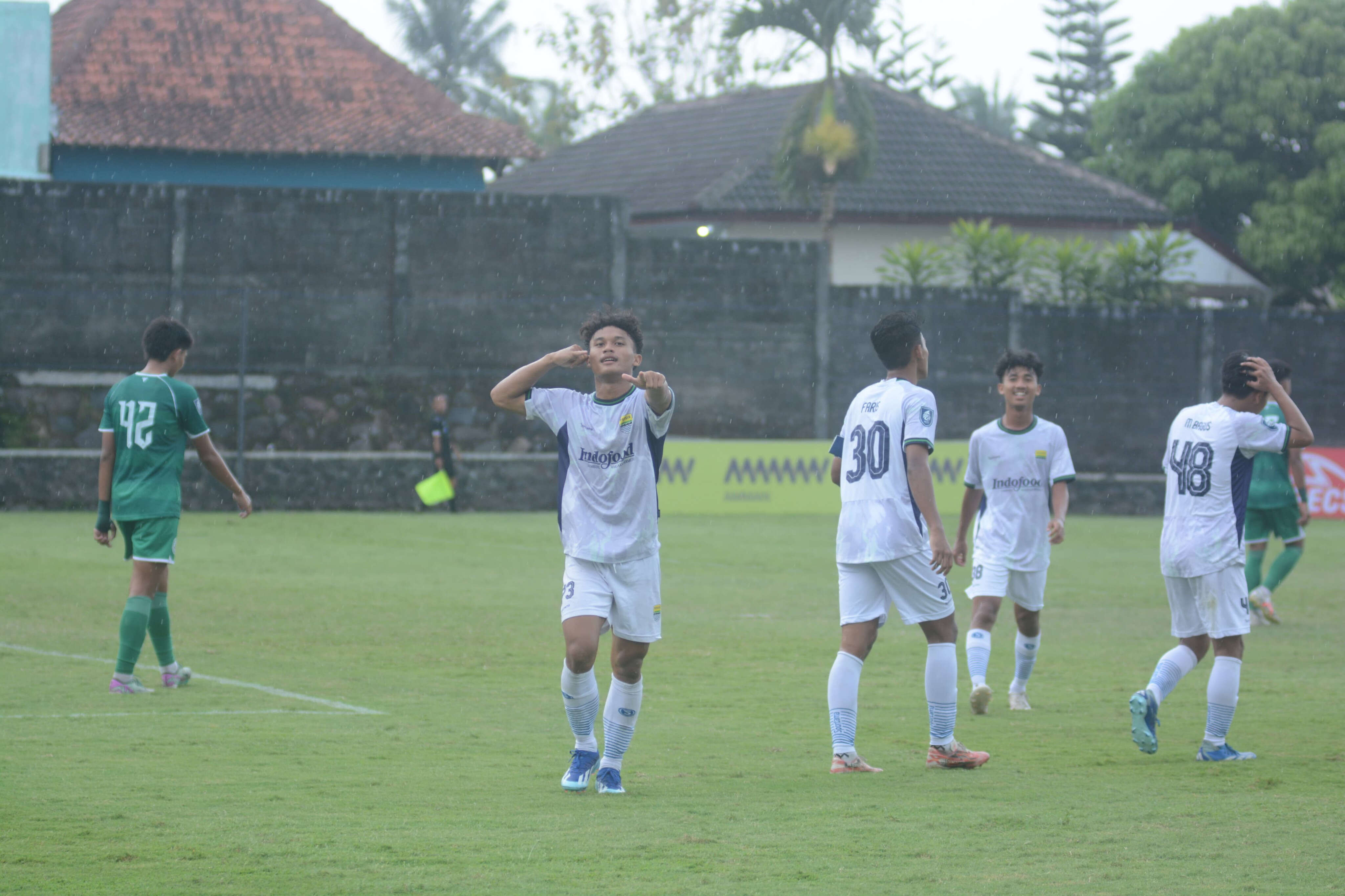 Persib Promosikan Zulkifli Lukmansyah ke Tim Utama