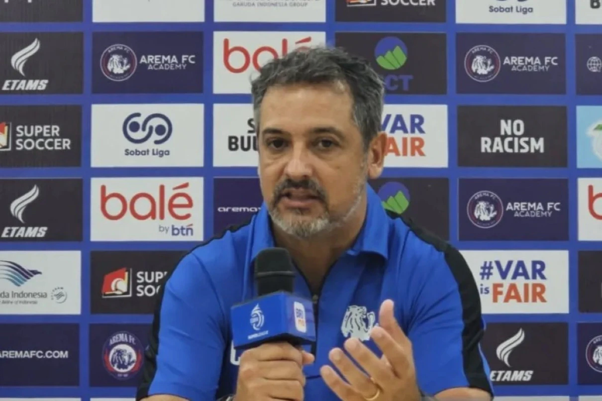 Bek Asing Membanjiri Arema FC, Ini Strategi Marcos Santos