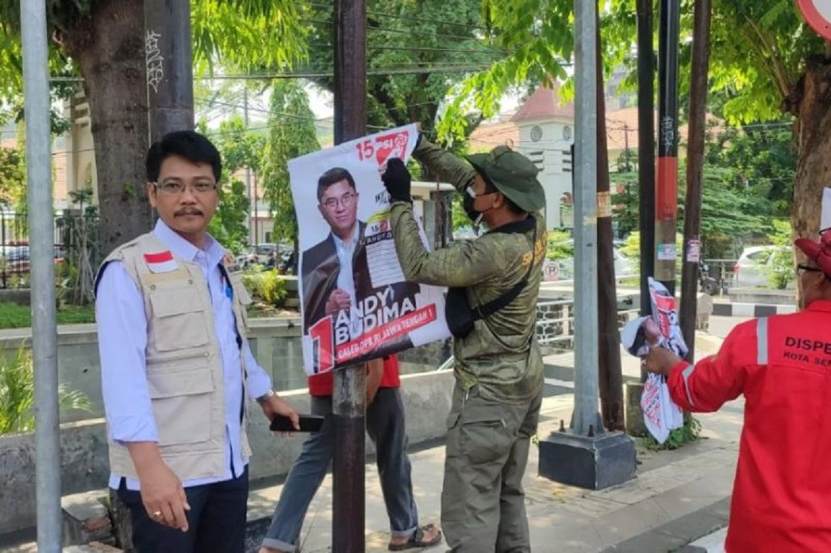 Alat Peraga Kampanye PSI di Semarang Paling Banyak Melanggar, Disusul PDIP
