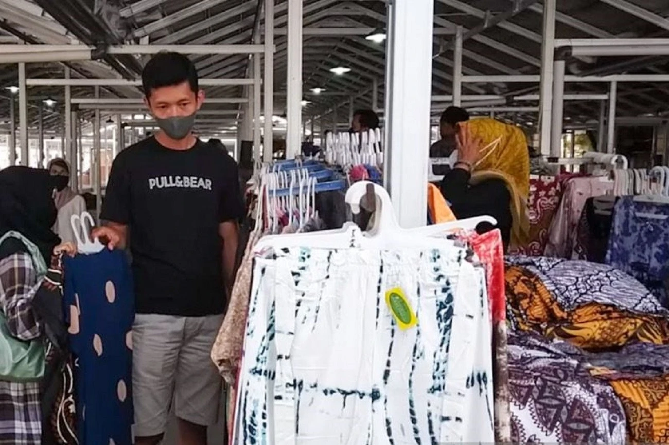 Sri Sultan Angkat Bicara Soal Keluhan Pedagang Teras Malioboro 2