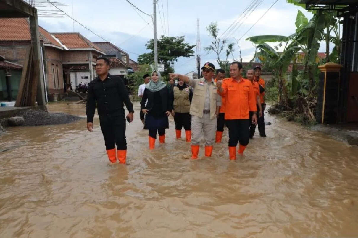 Redam Dampak Banjir, BNPB Percepat Perbaikan Tanggul Jebol di Ponorogo