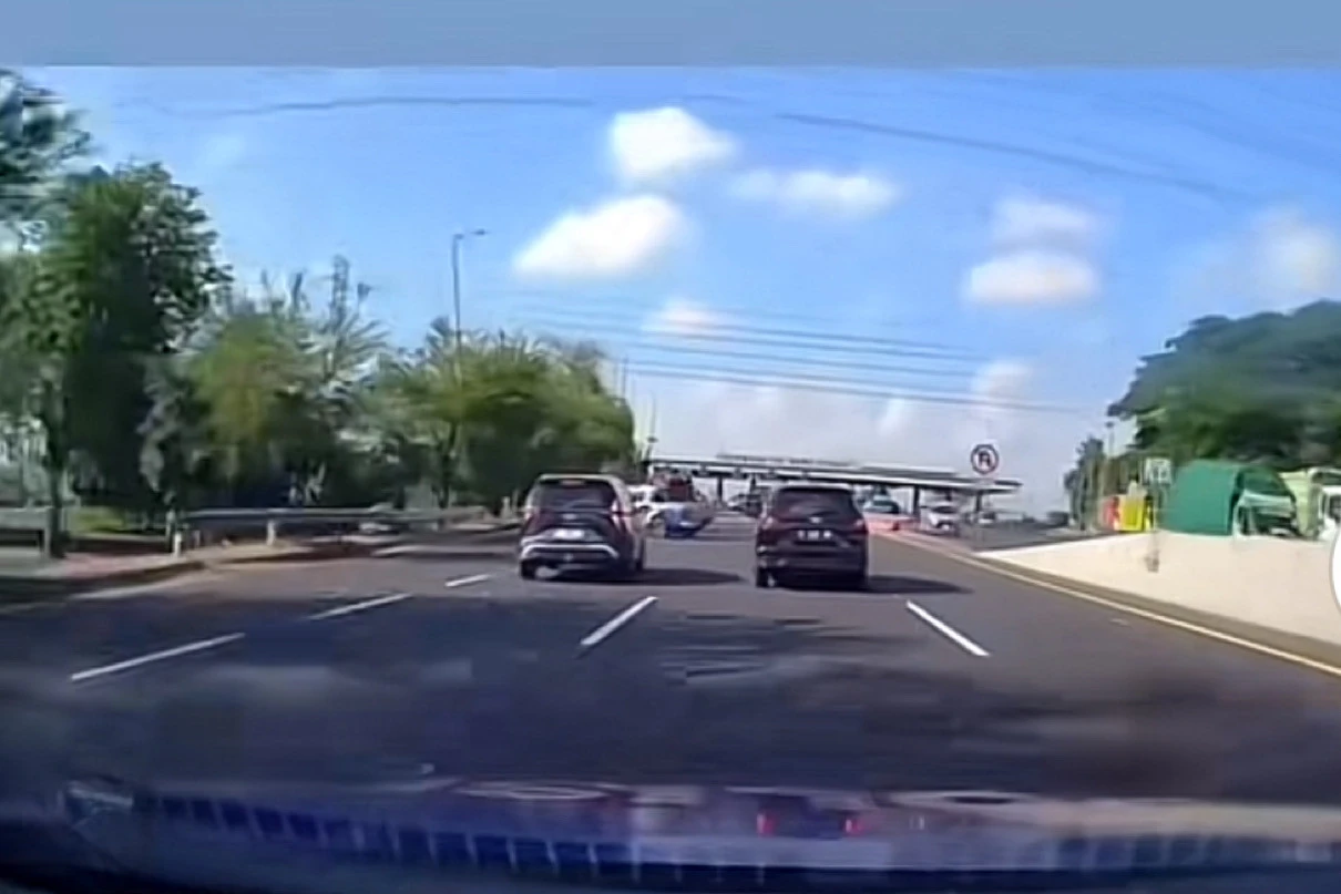 Viral Petugas Putar Balik Mendadak di Tol Waru, Jasa Marga Buka Suara