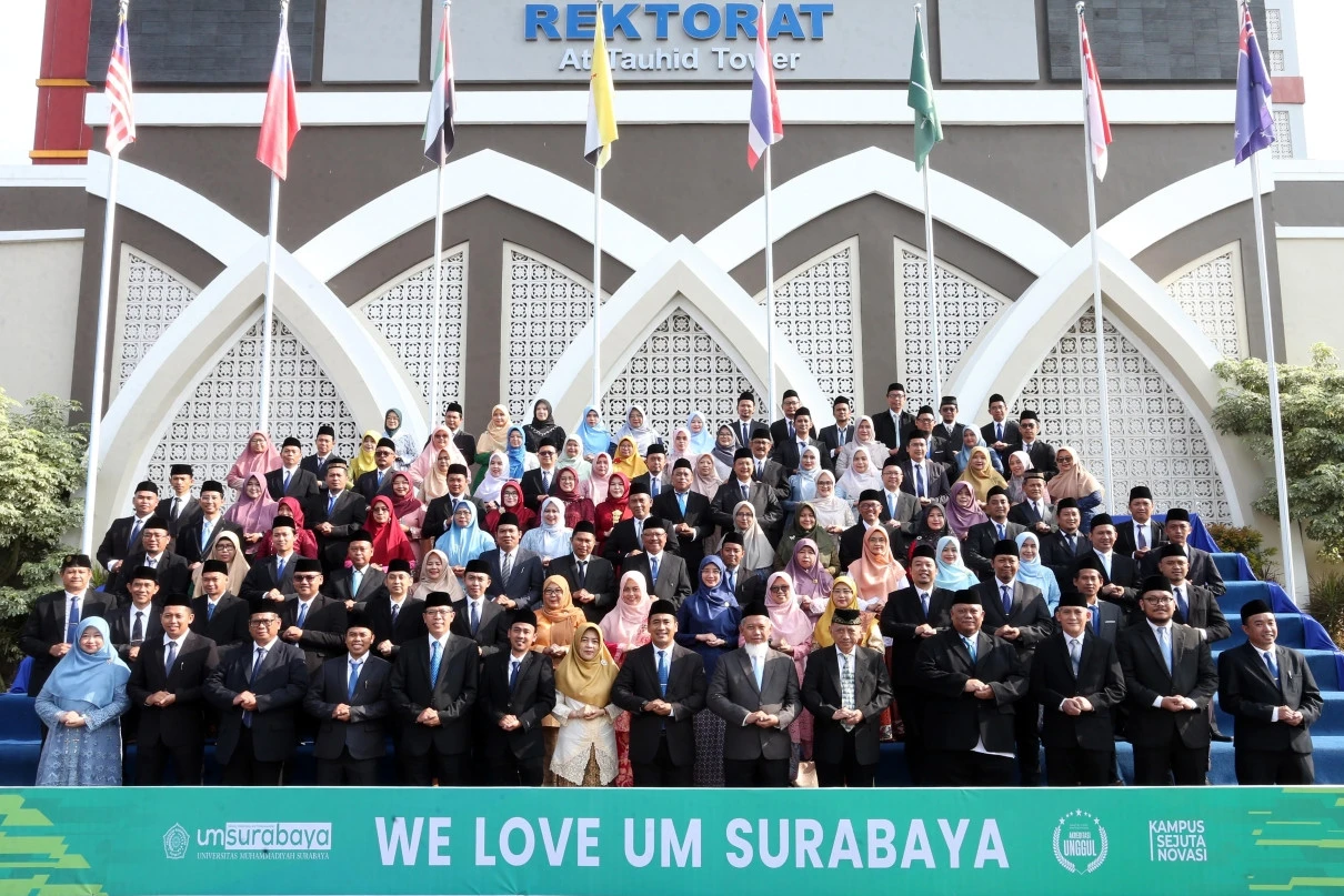 UM Surabaya Latink 136 Pejabat Struktural, Genjot Akreditasi Internasional