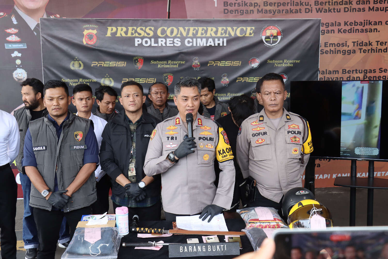 Geng Motor Cimahi Menganiaya Warga Sambil Siaran Langsung di Medsos