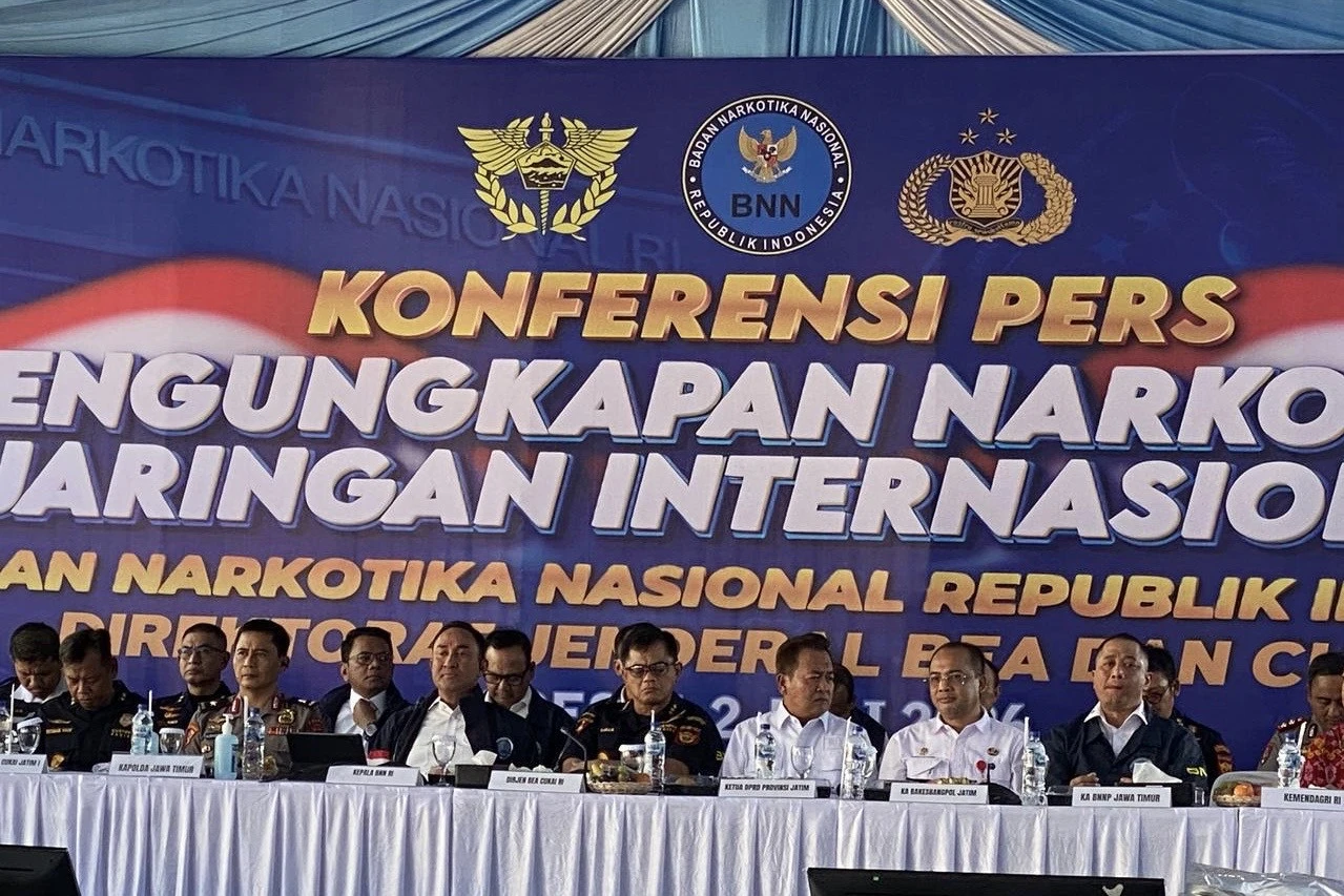 BNN Tangkap 12 Terduga Pelaku Penyelundupan Narkotika Kuncup Bunga di Gresik
