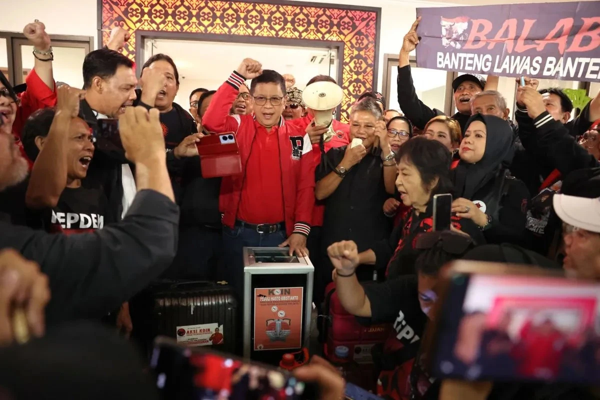 Hasto Kristiyanto: Yang Mengganggu PDIP Akan Berhadapan dengan Rakyat