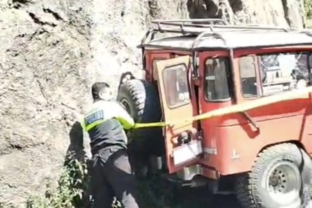 Jeep Wisatawan Terguling Tewaskan 2 Orang di Bromo Karena Rem Blong