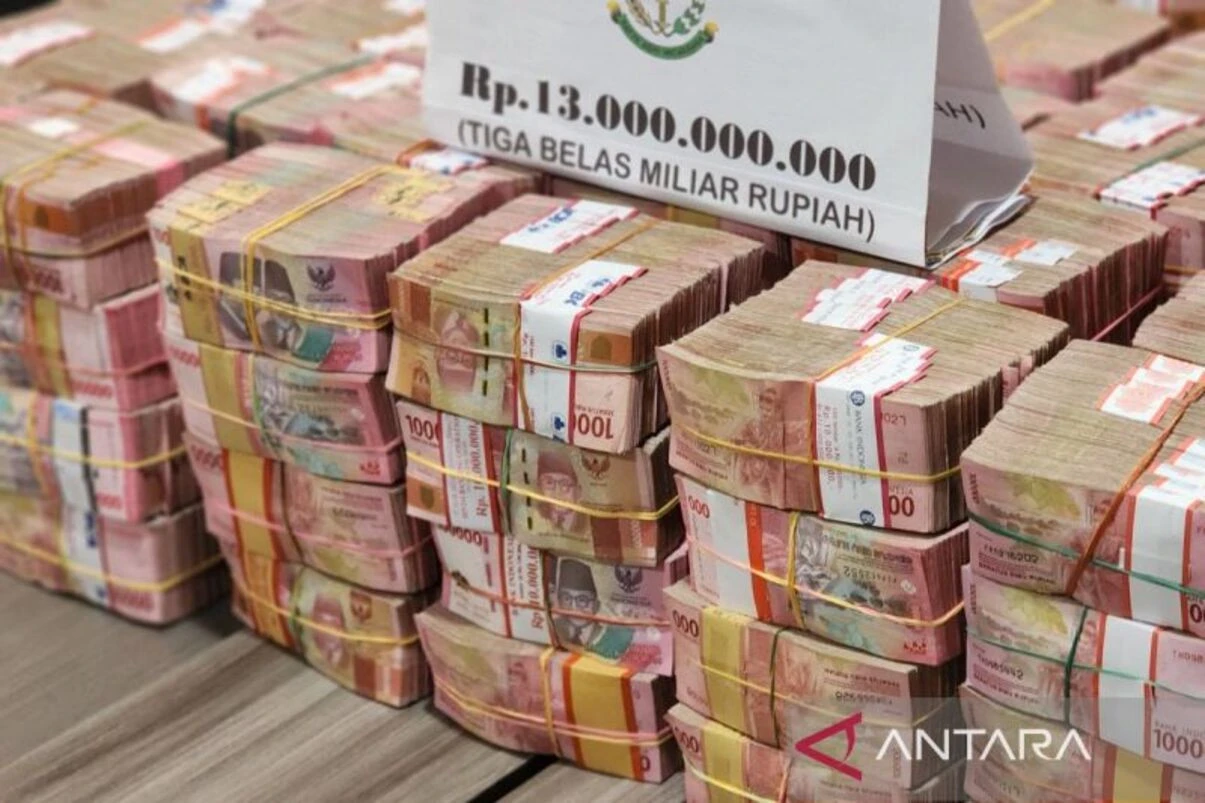 Bongkar Korupsi Lahan BUMD Cilacap, Kejati Jateng Sita Uang Rp 13 Miliar