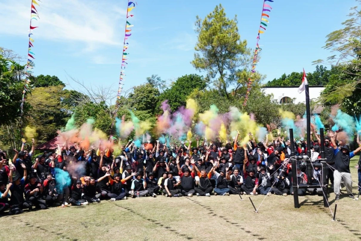 Cara YPTA Surabaya Perkuat Patriotisme Lewat Kolaborasi Tantangan Outbound