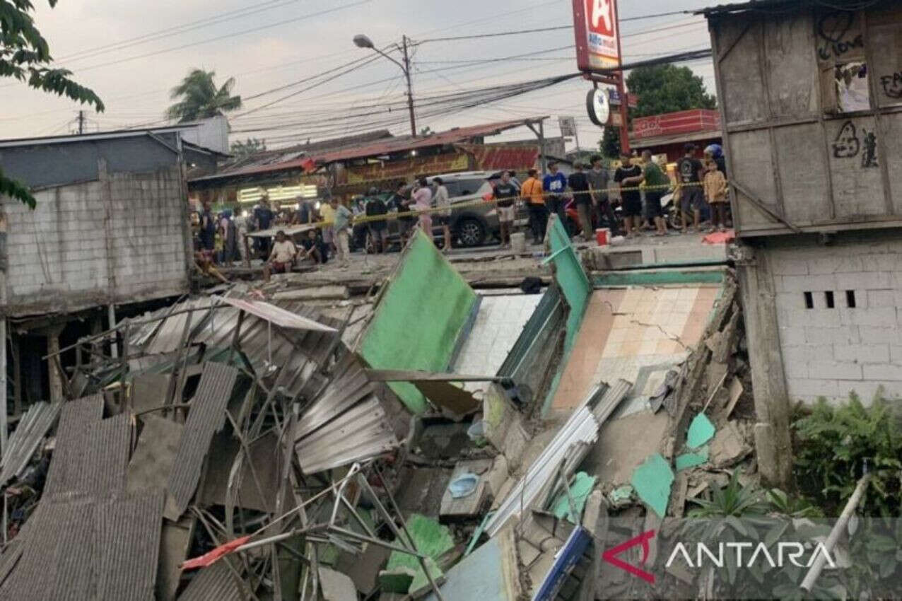 Innalillahi! 5 Kios di Bojonggede Kabupaten Bogor Hancur