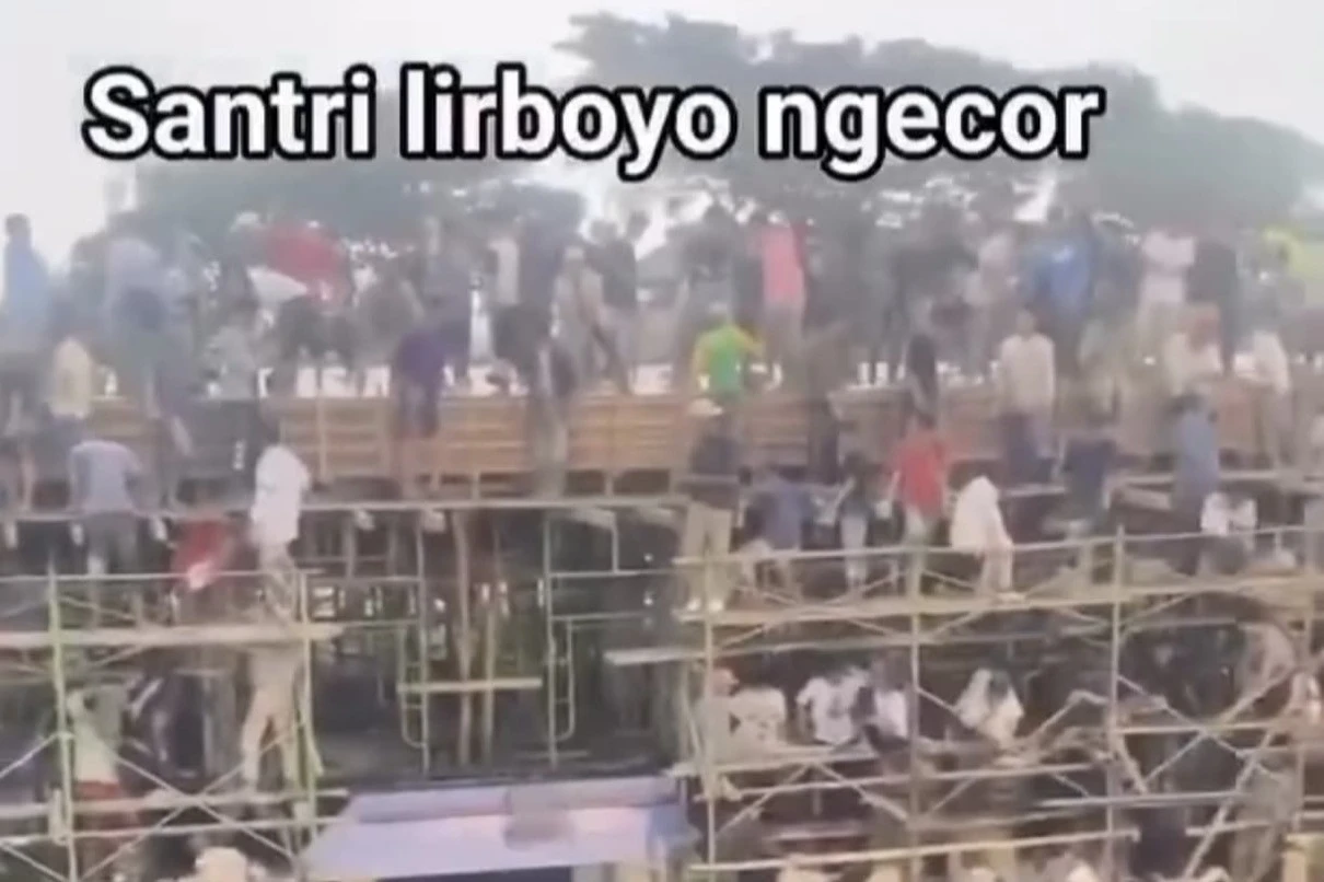 Viral Santri Ikut Mengecor di Ponpes Lirboyo, Pengasuh Sebut Tradisi Amal Jariyah