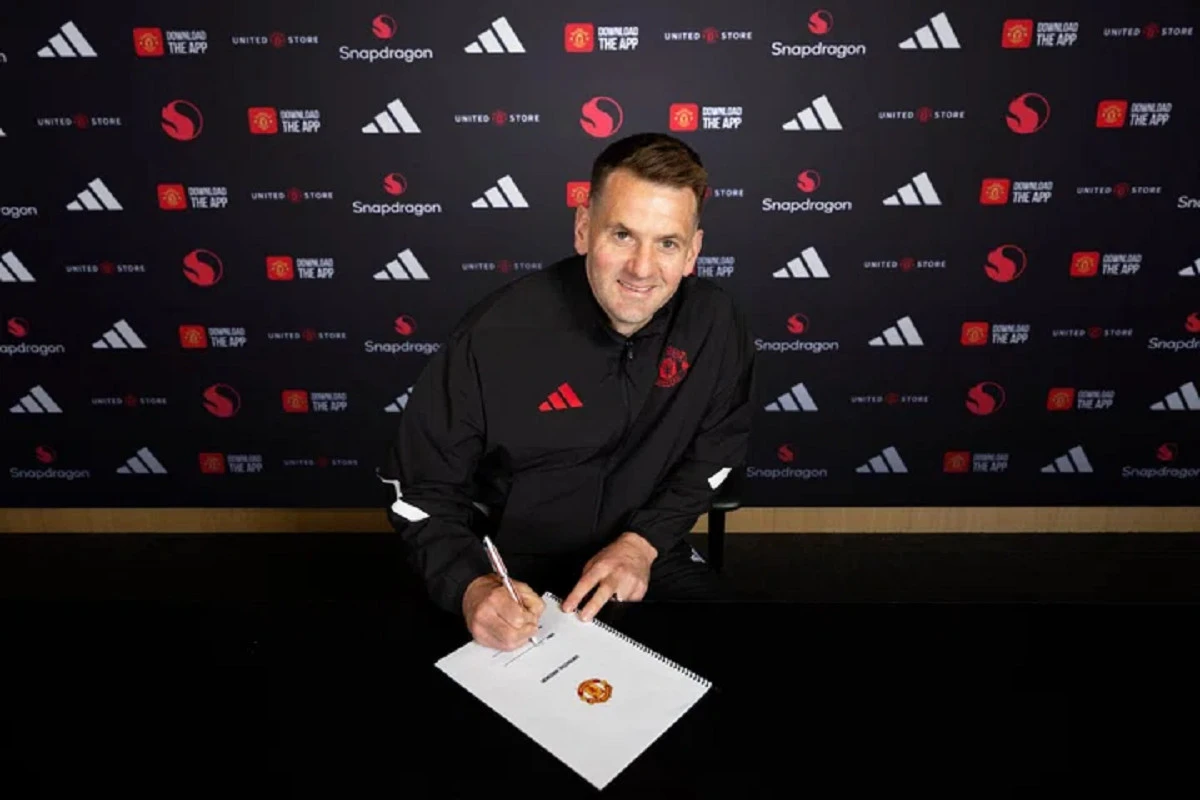 Kiper 40 Tahun Ini Masih Dibutuhkan Manchester United