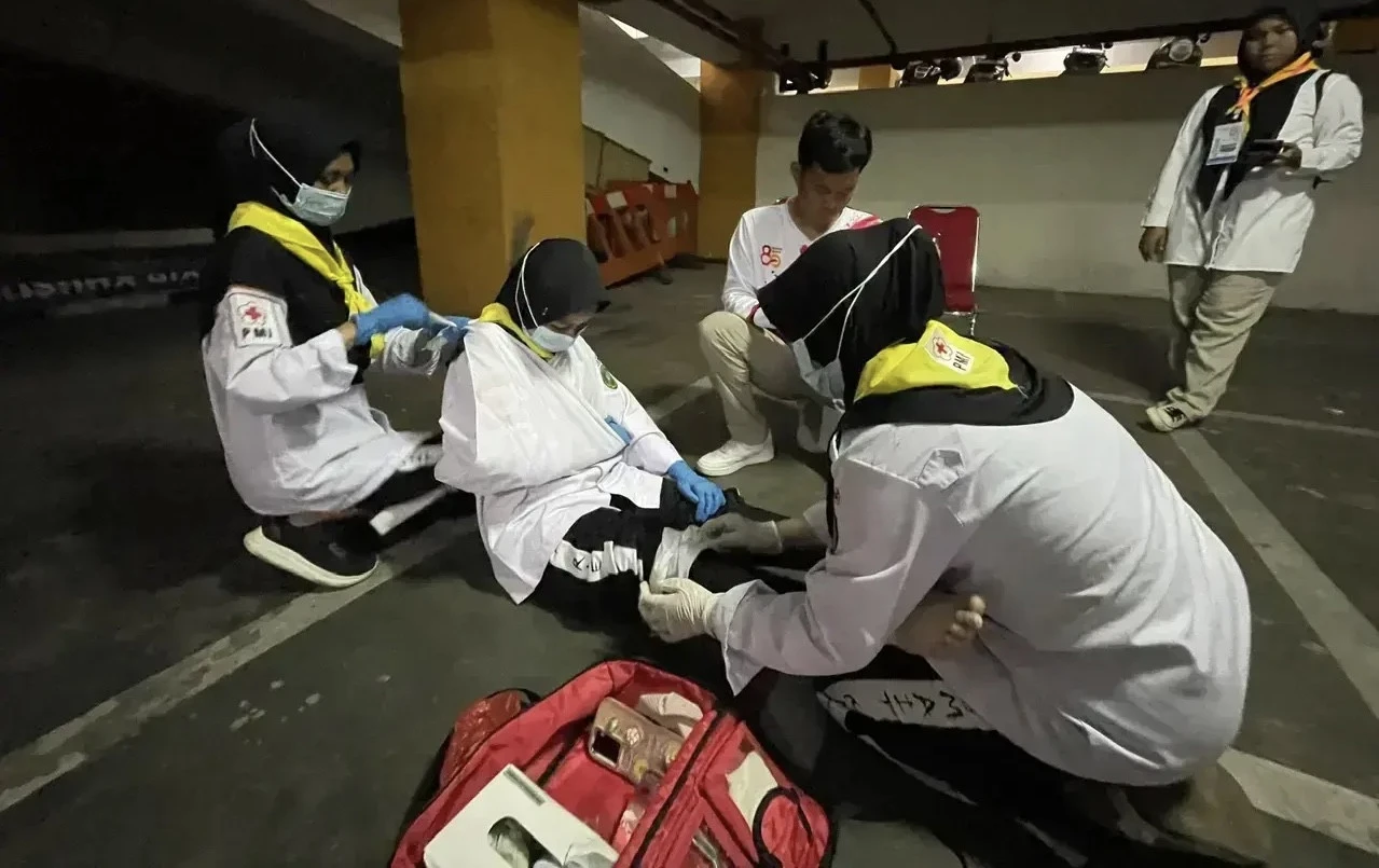 Ribuan Siswa Ikuti Lomba Kepalangmerahan PMR Tingkat Depok 2025