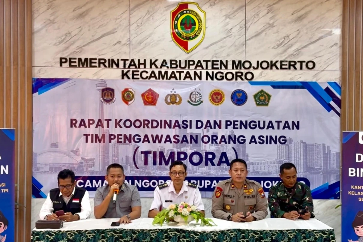 Awasi WNA & Cegah PMI Nonprosedural, Imigrasi Surabaya Tunjuk 9 Desa Binaan di Ngoro