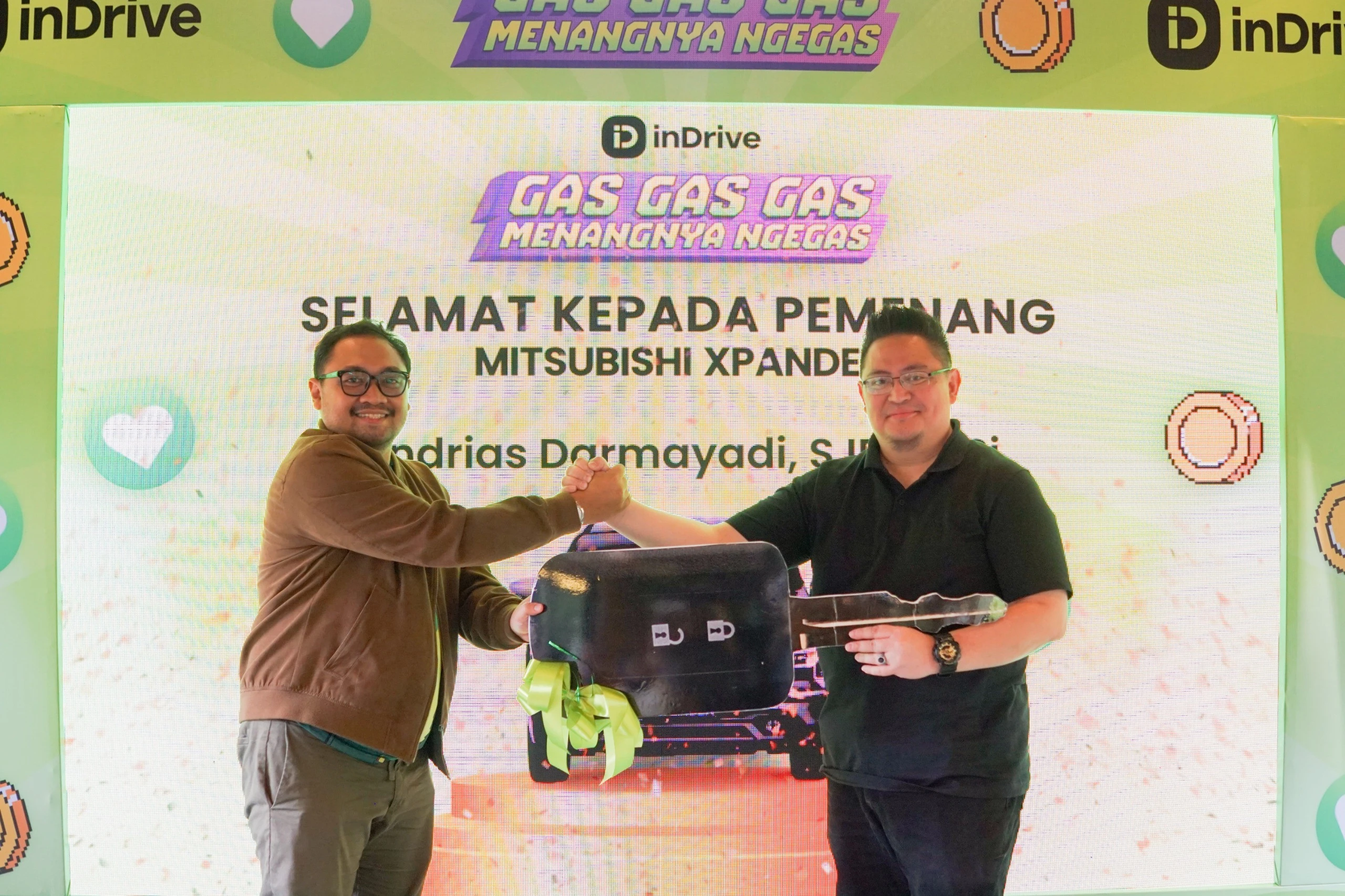 Puluhan Pengguna inDrive Menang Hadiah di Bandung, Ada yang Bawa Pulang Mobil