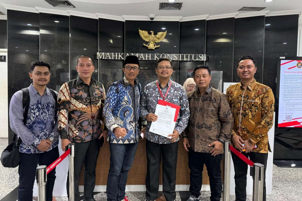 Tim Hukum Khofifah-Emil Tantang Tim Risma Gus Hans Buktikan Manipulasi Suara