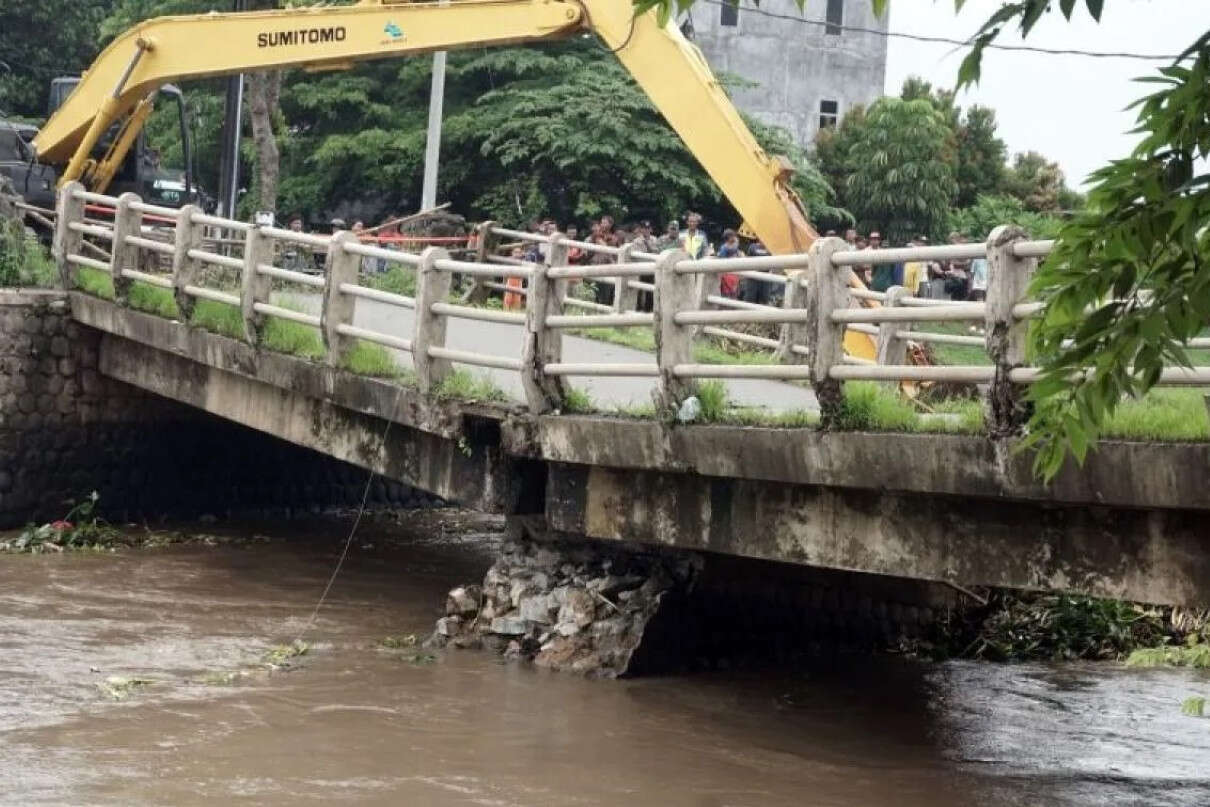 Pemkab Tulungagung Tunda Perbaikan Jembatan Junjung Gegara Masalah Anggaran