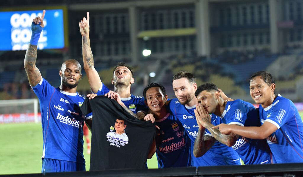 Kado Tahun Baru untuk Bobotoh, Persib Juara Paruh Musim Liga 1 Indonesia