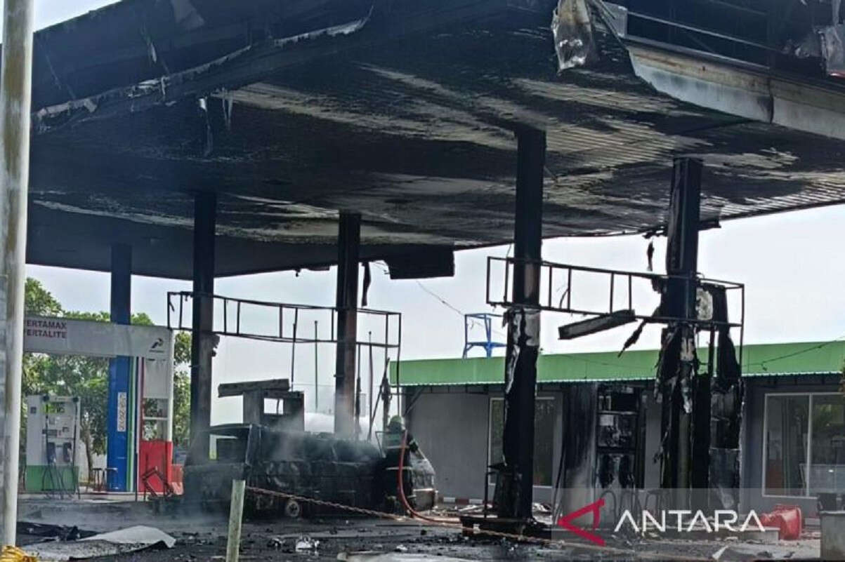 Tragedi di SPBU Sukoharjo, Mobil L300 Terbakar Saat Isi BBM, Apa Penyebabnya?